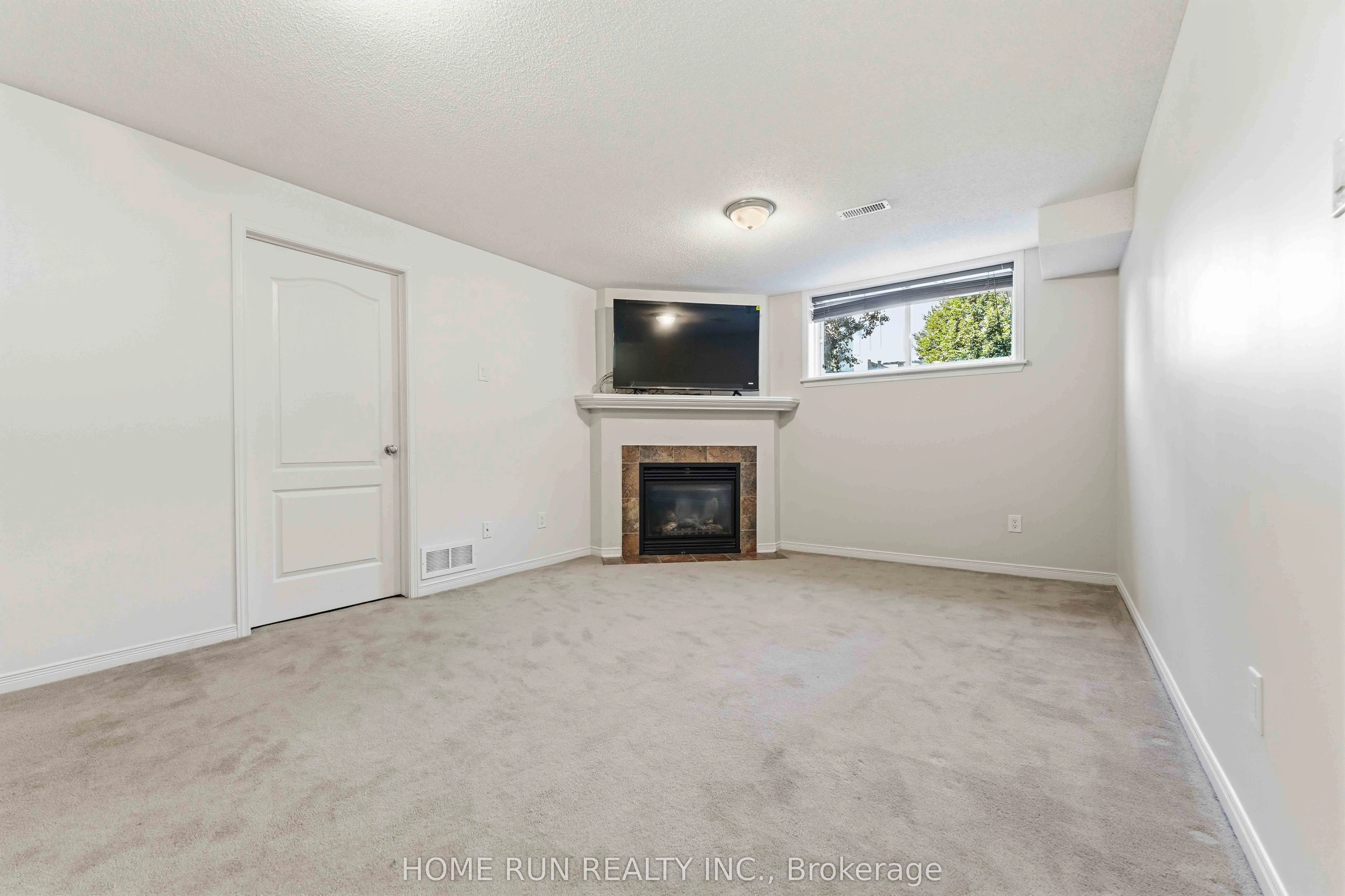 230 Badgeley Avenue
