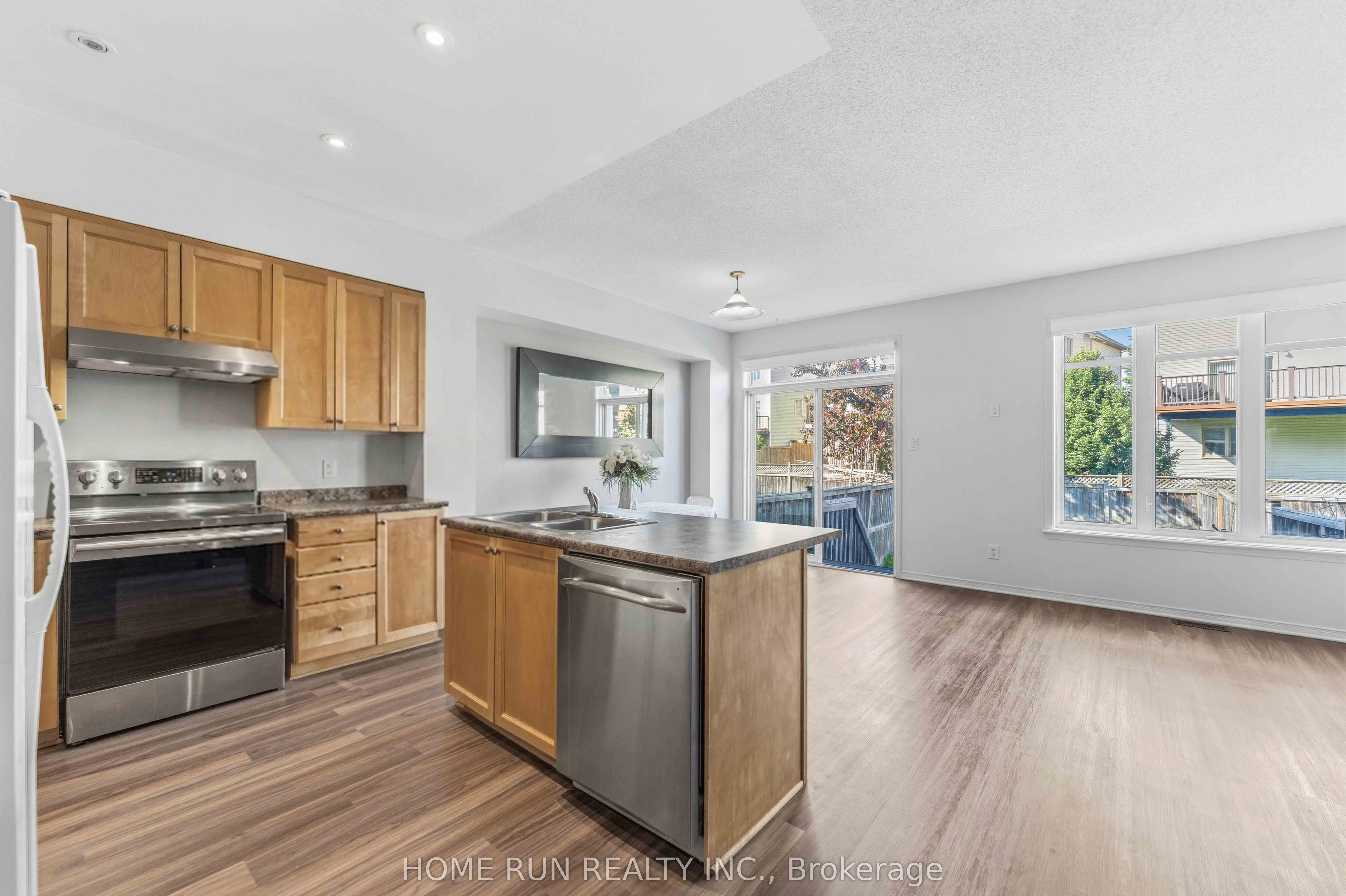230 Badgeley Avenue