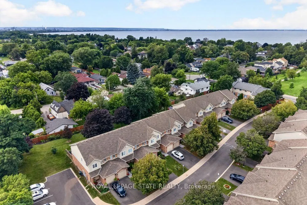 44 Frances Avenue #11
