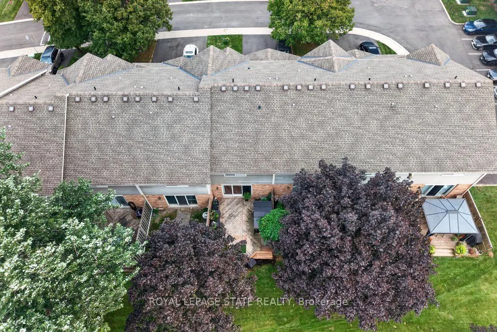 44 Frances Avenue #11