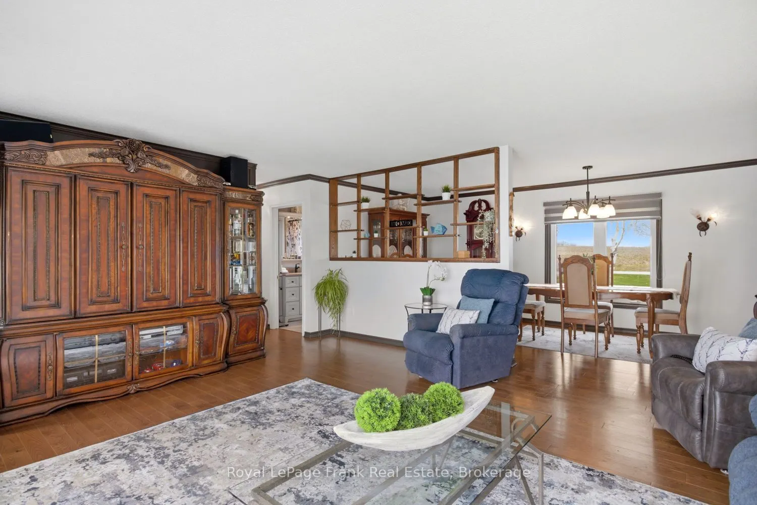 106 Starr Boulevard