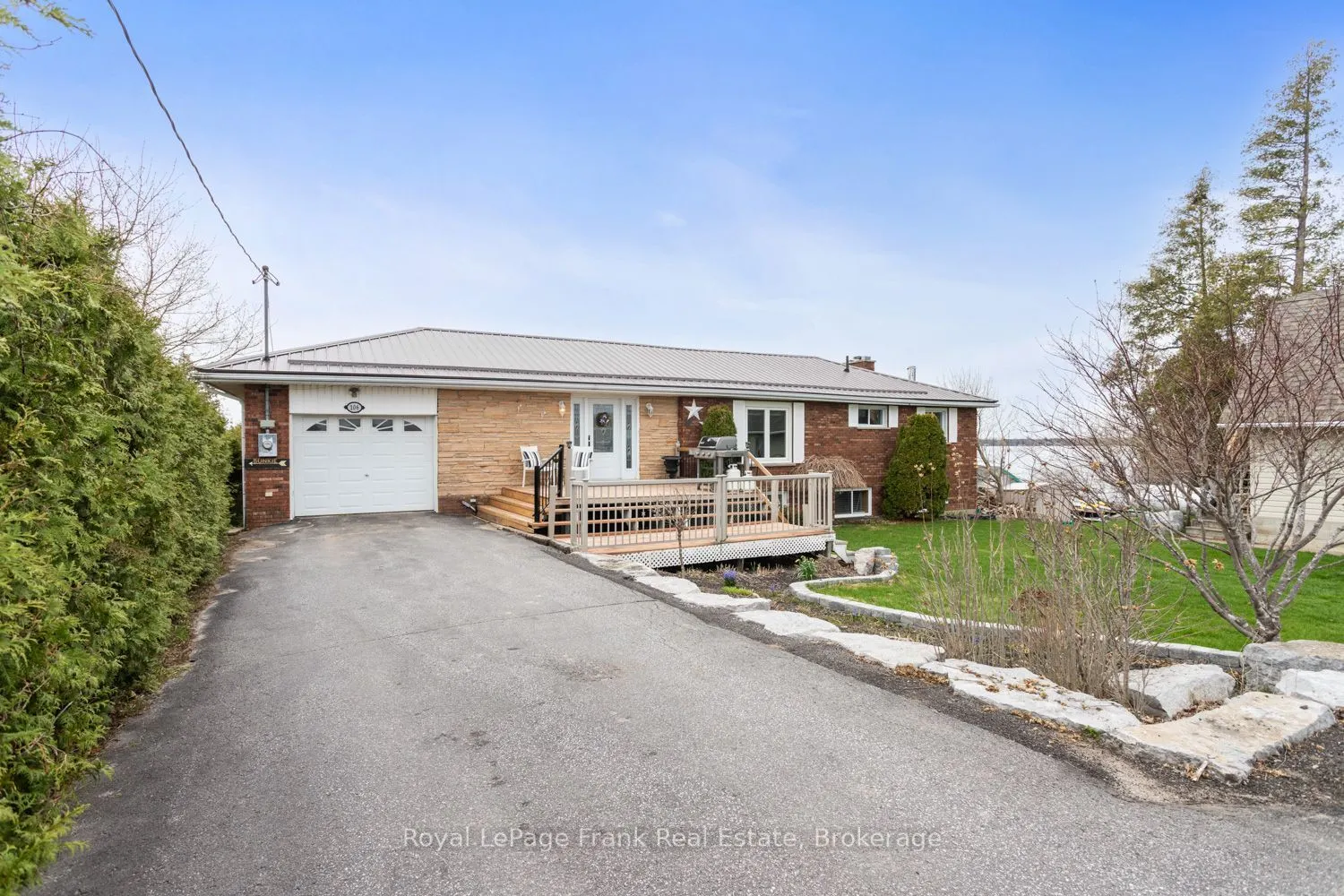 106 Starr Boulevard