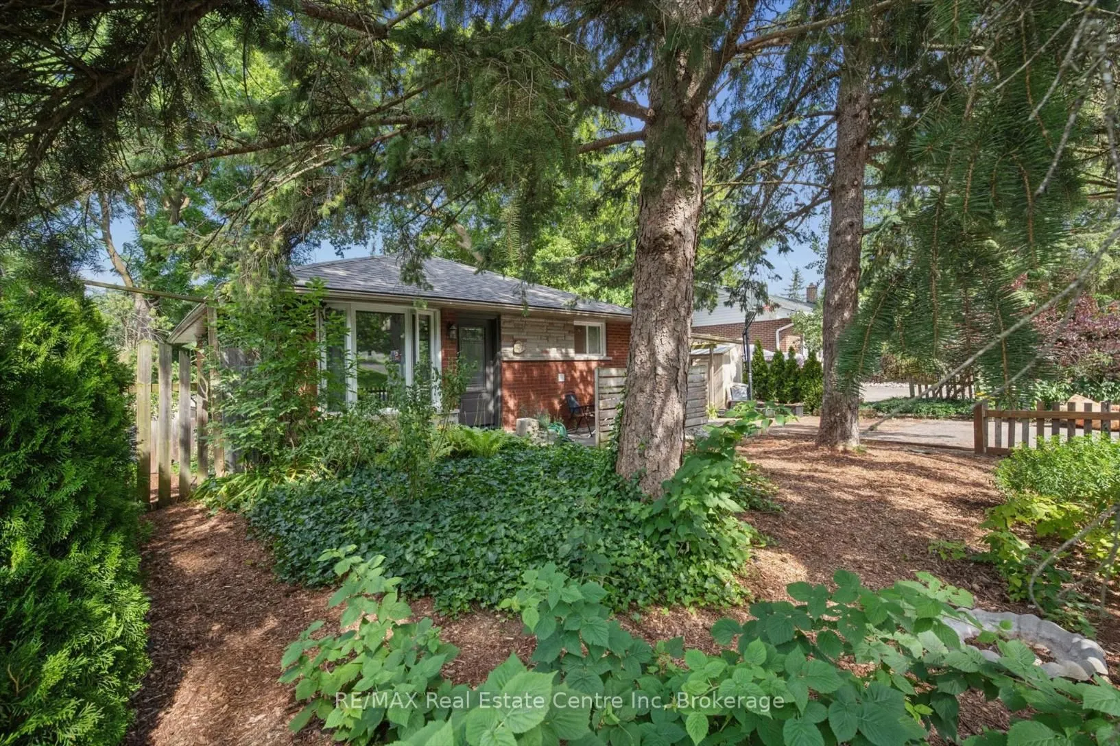 277 KATHLEEN Street