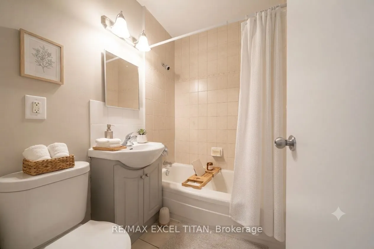 468 Ottawa Street #639D