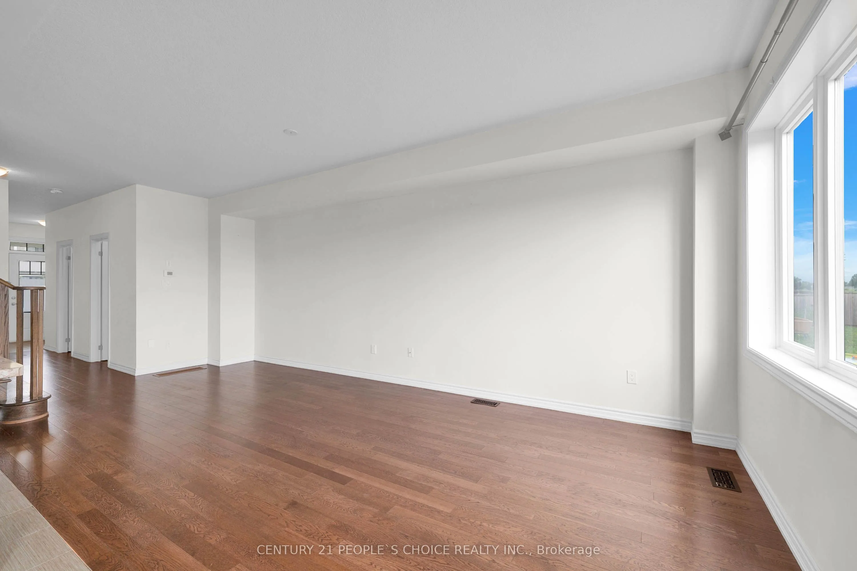 216 Explorer Way