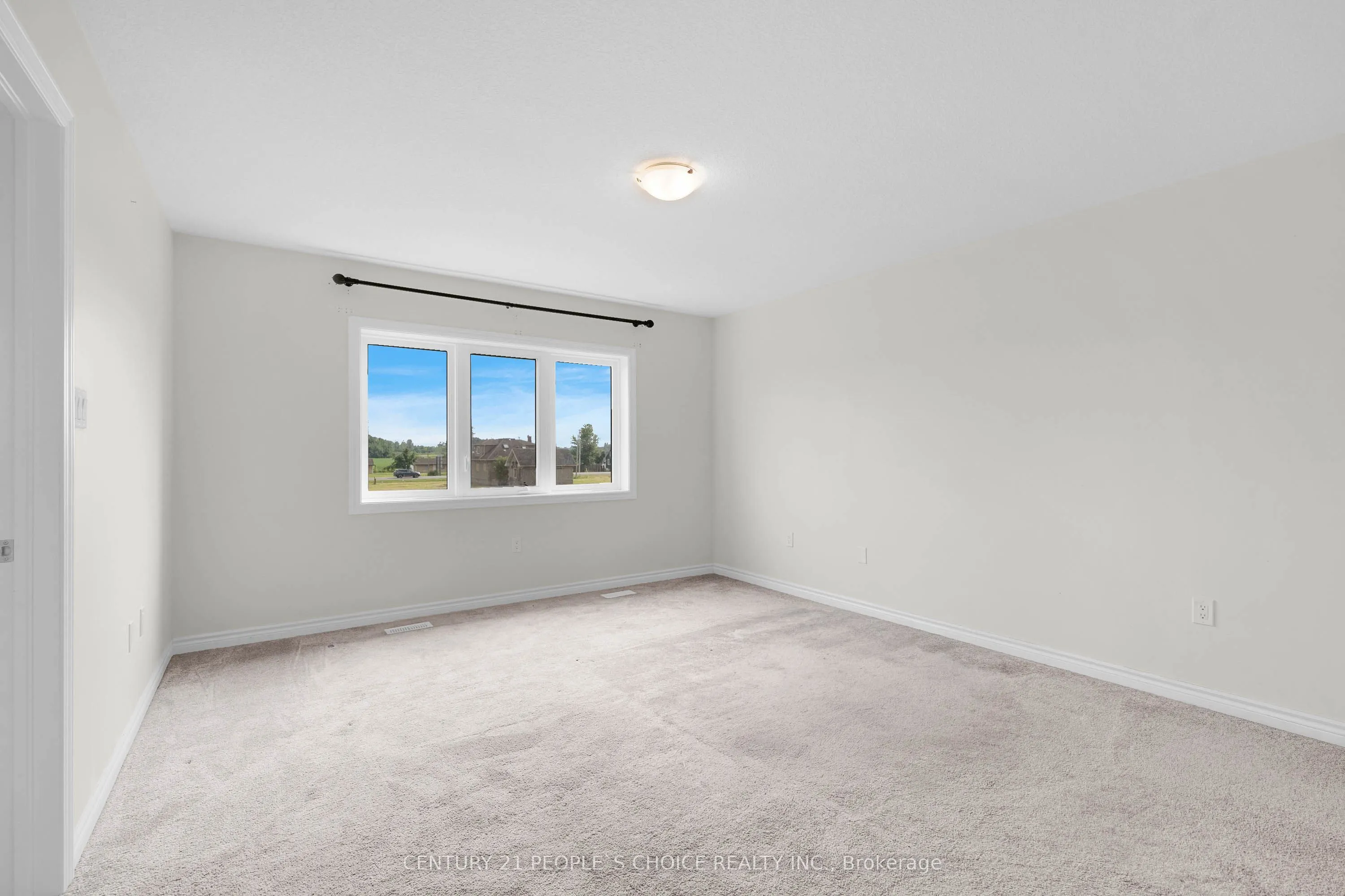 216 Explorer Way