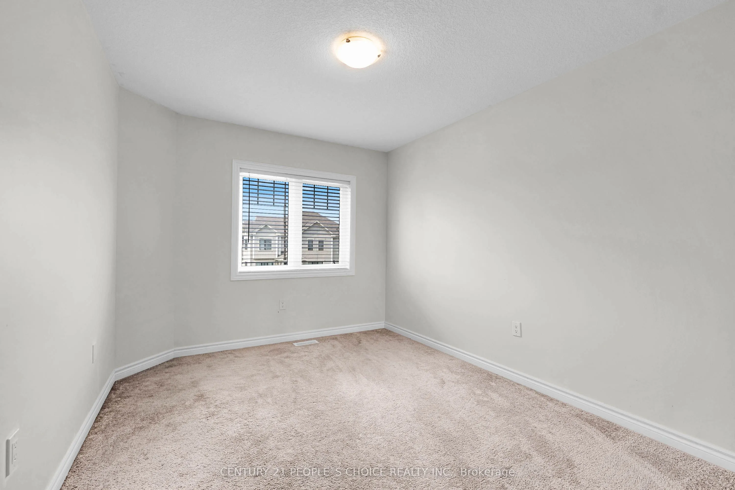 216 Explorer Way