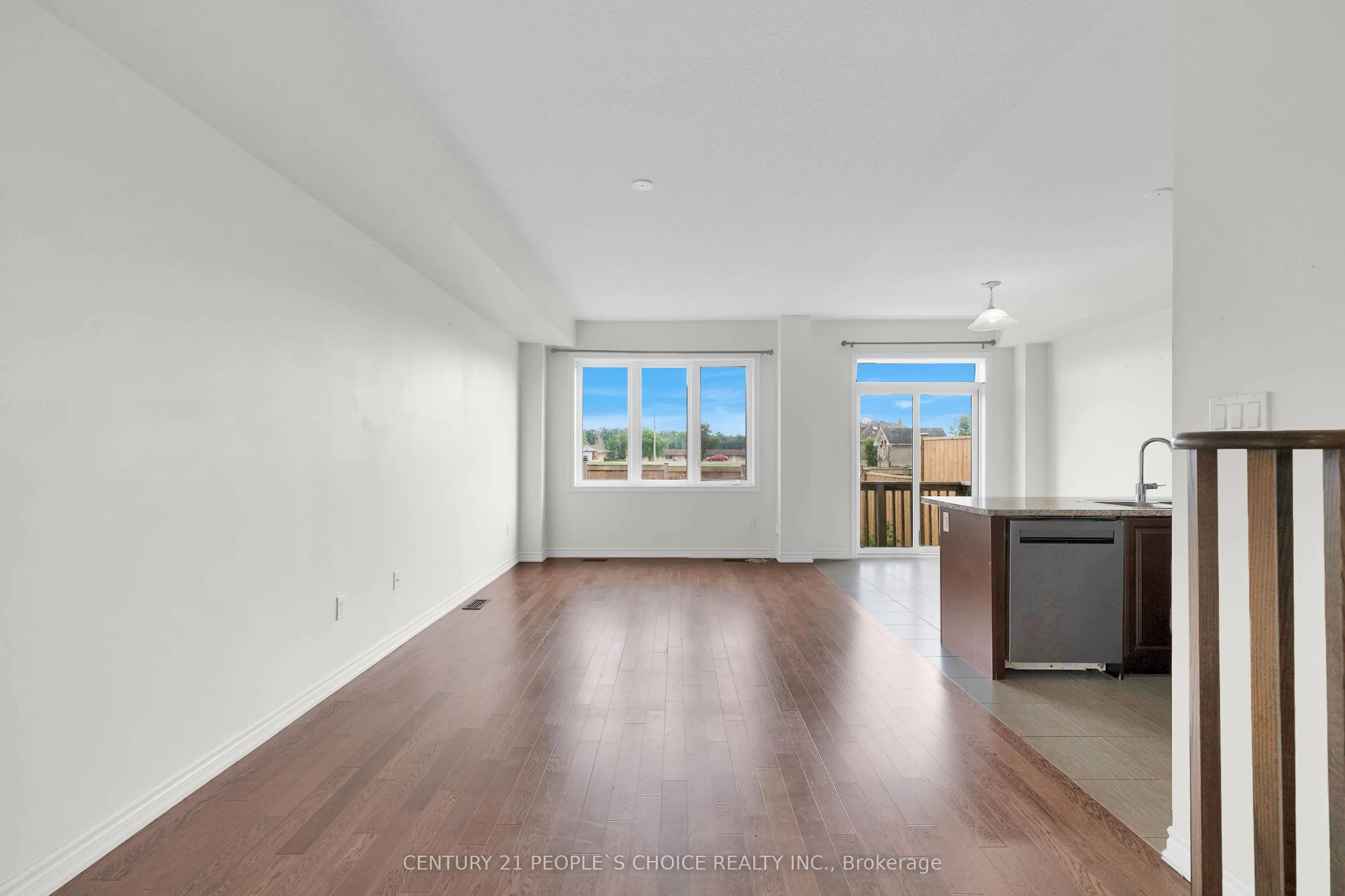 216 Explorer Way