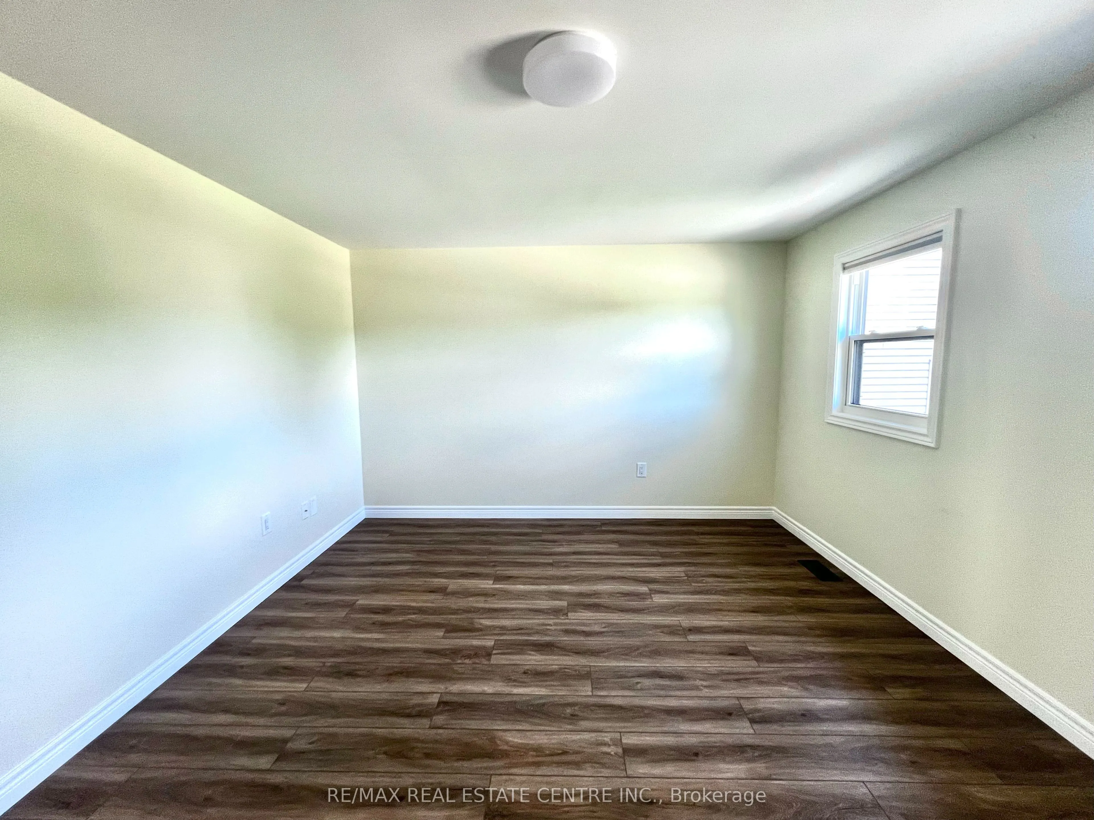 716 Russel Court