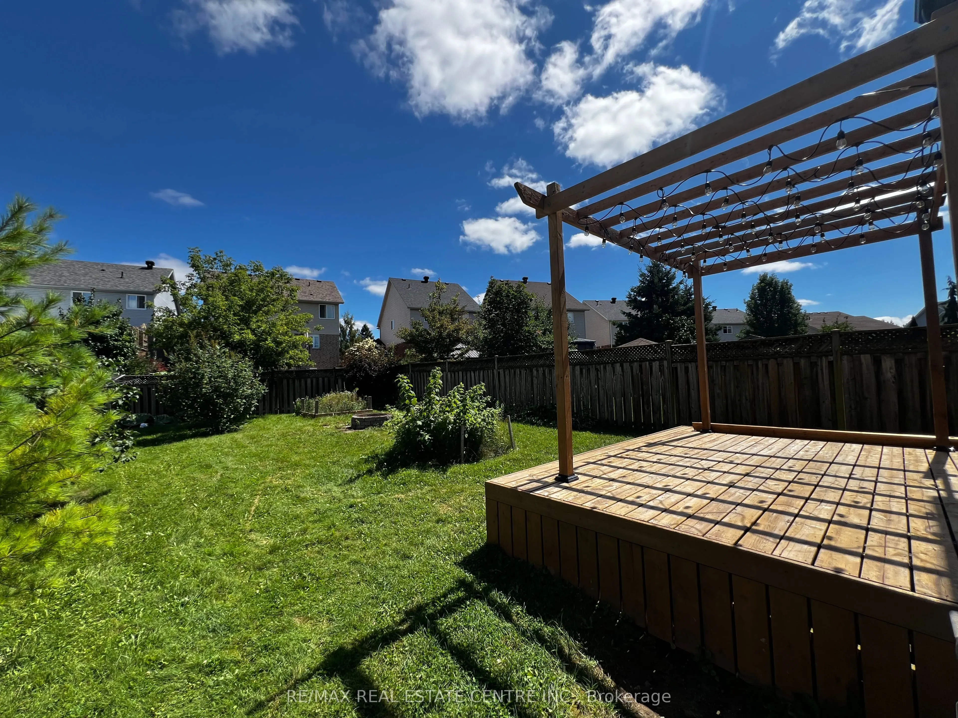 716 Russel Court