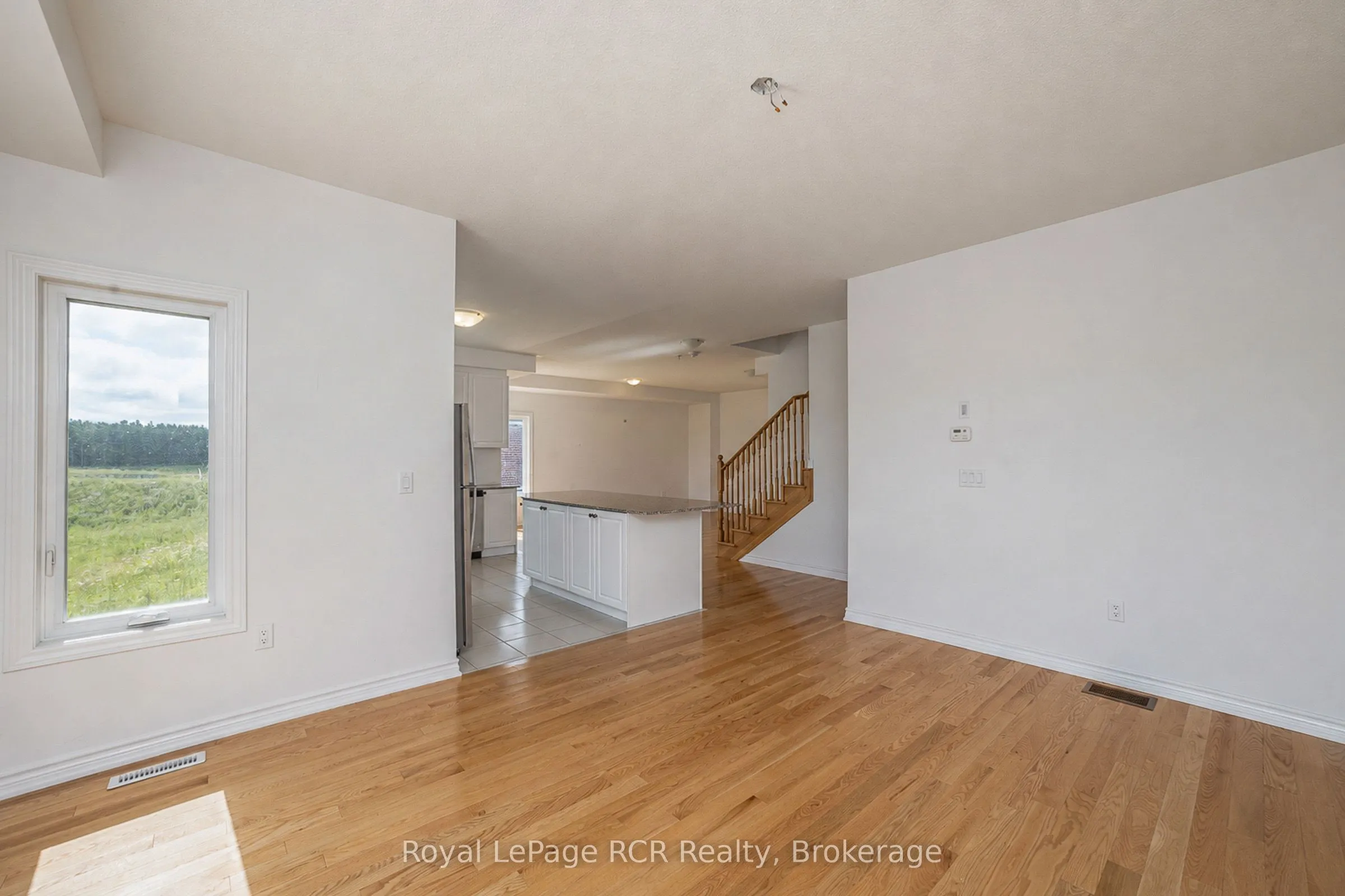 444 Vandusen Avenue