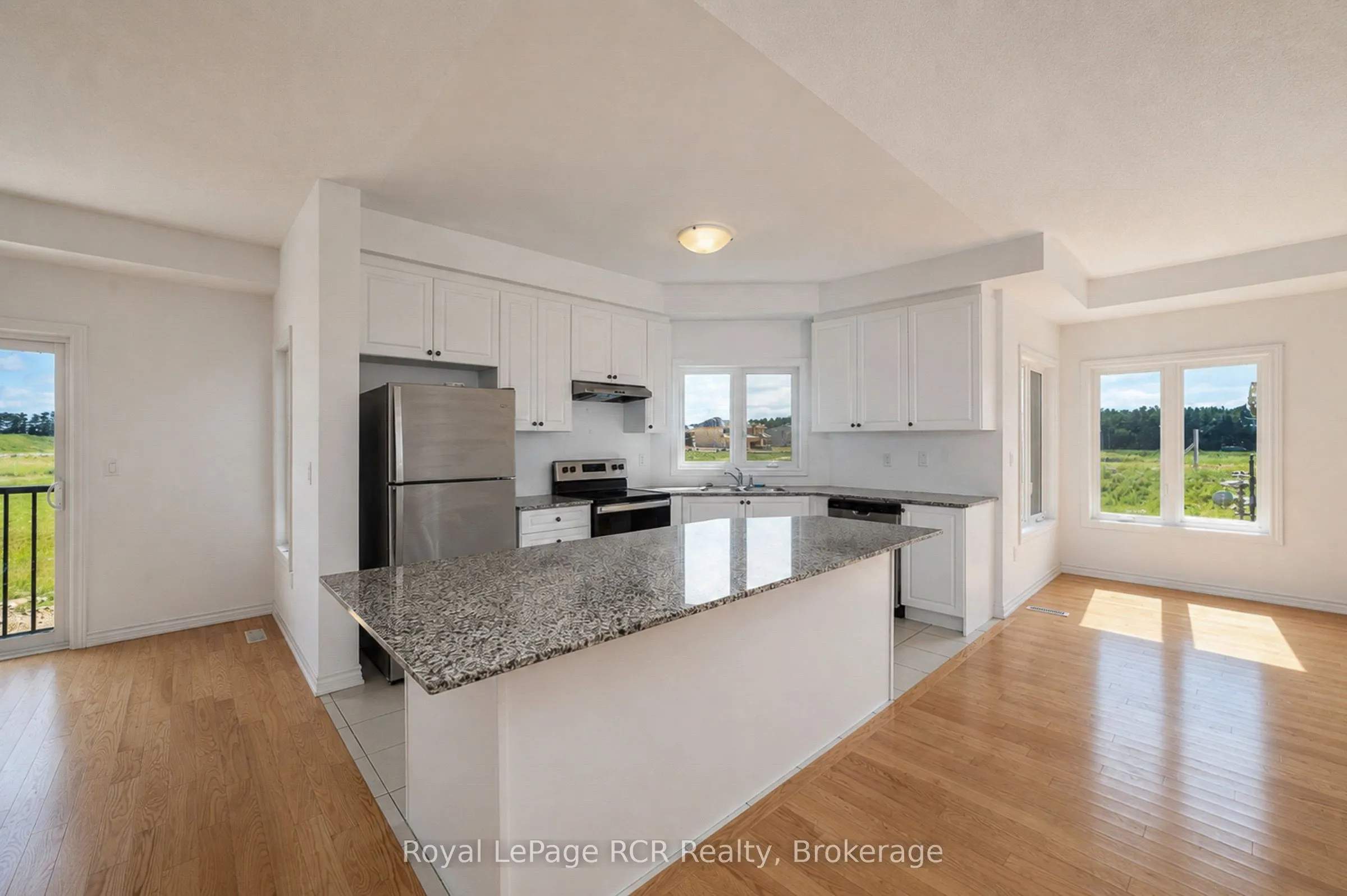 444 Vandusen Avenue