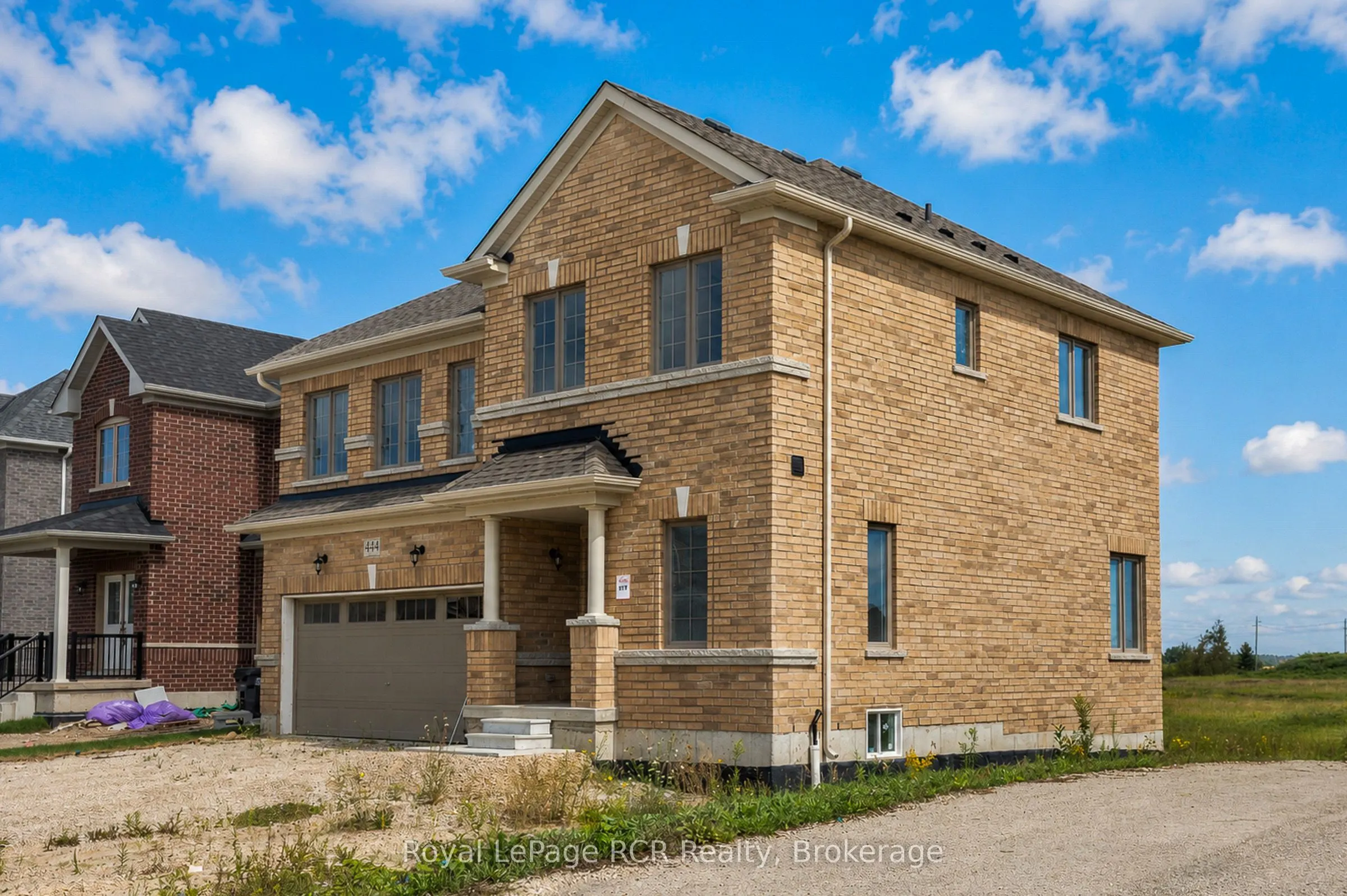 444 Vandusen Avenue