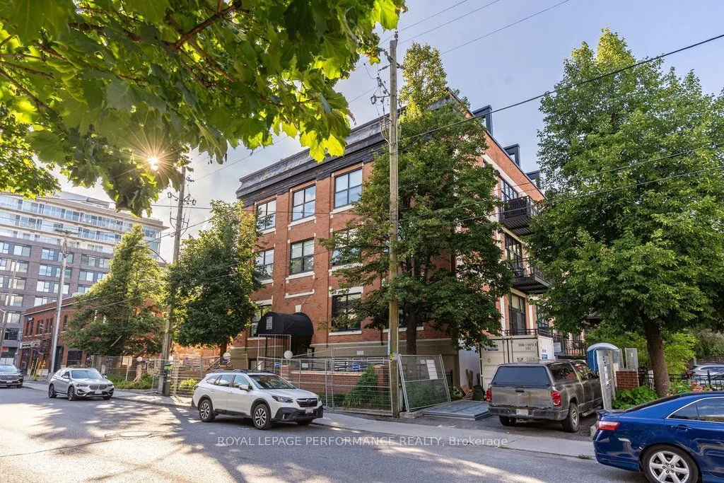 255 Argyle Avenue #PH4 & PH6