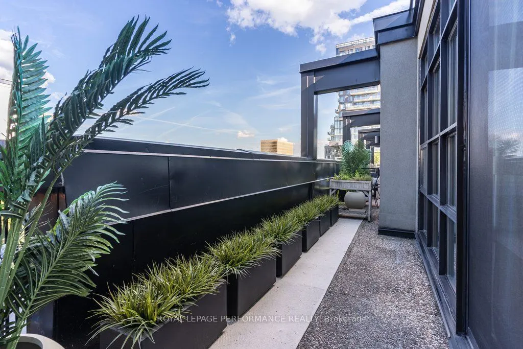 255 Argyle Avenue #PH4 & PH6