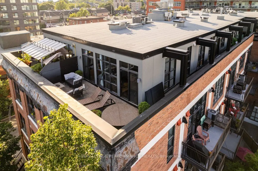 255 Argyle Avenue #PH4 & PH6