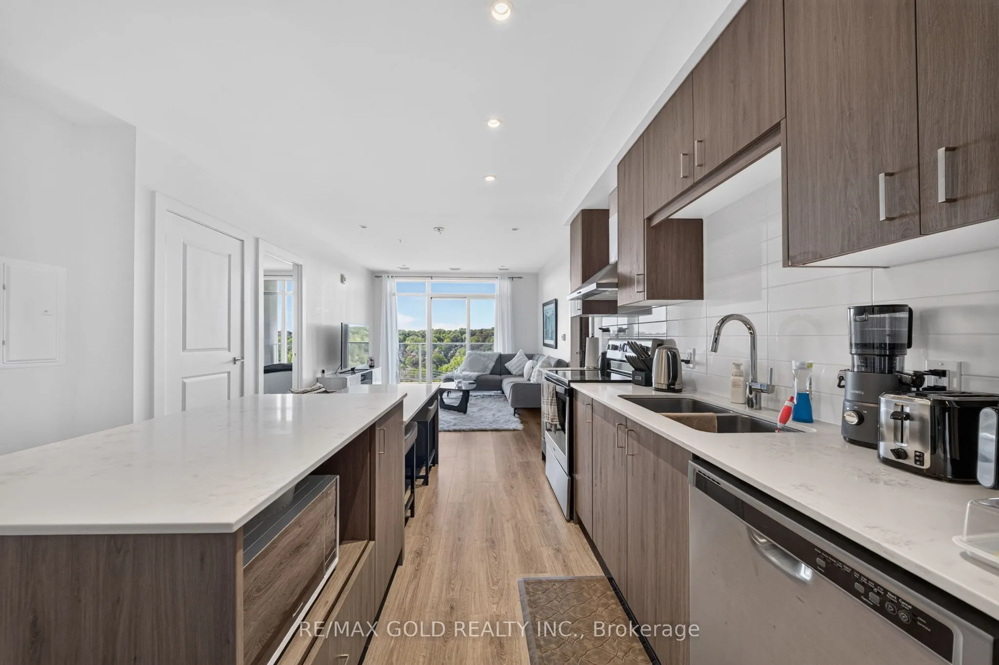 15 Glebe Street #1310