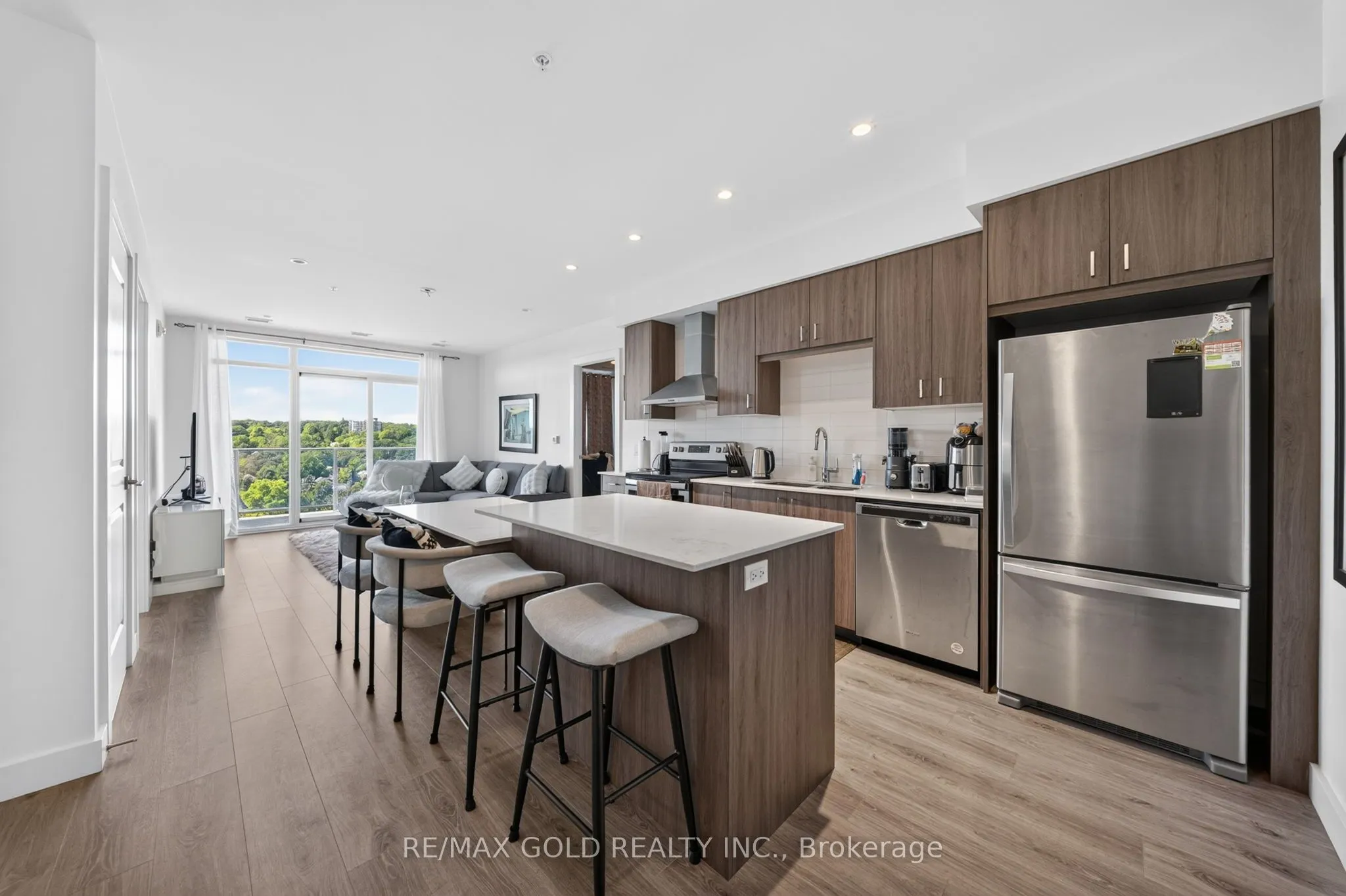 15 Glebe Street #1310