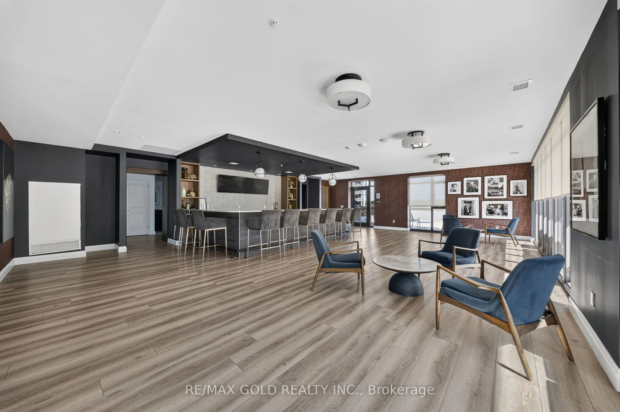 15 Glebe Street #1310