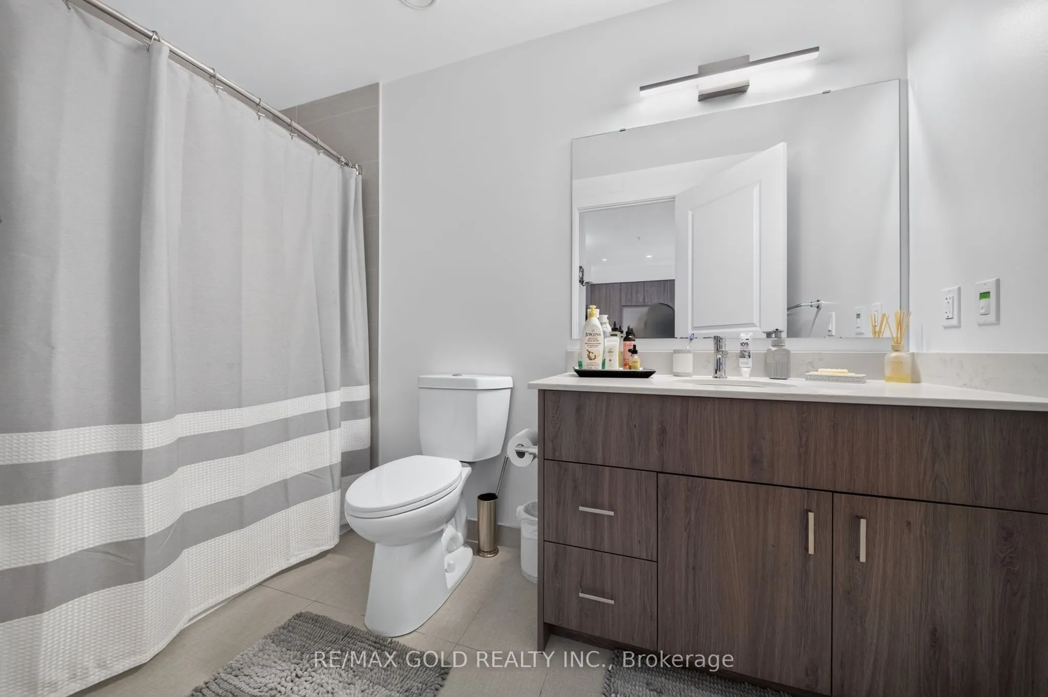 15 Glebe Street #1310
