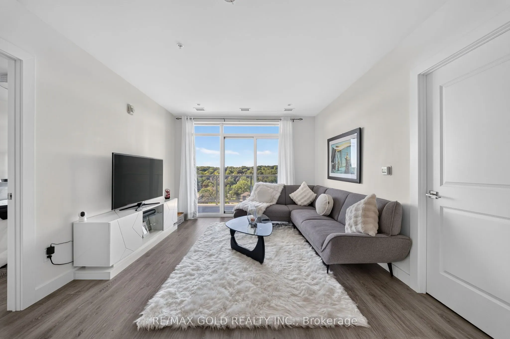 15 Glebe Street #1310