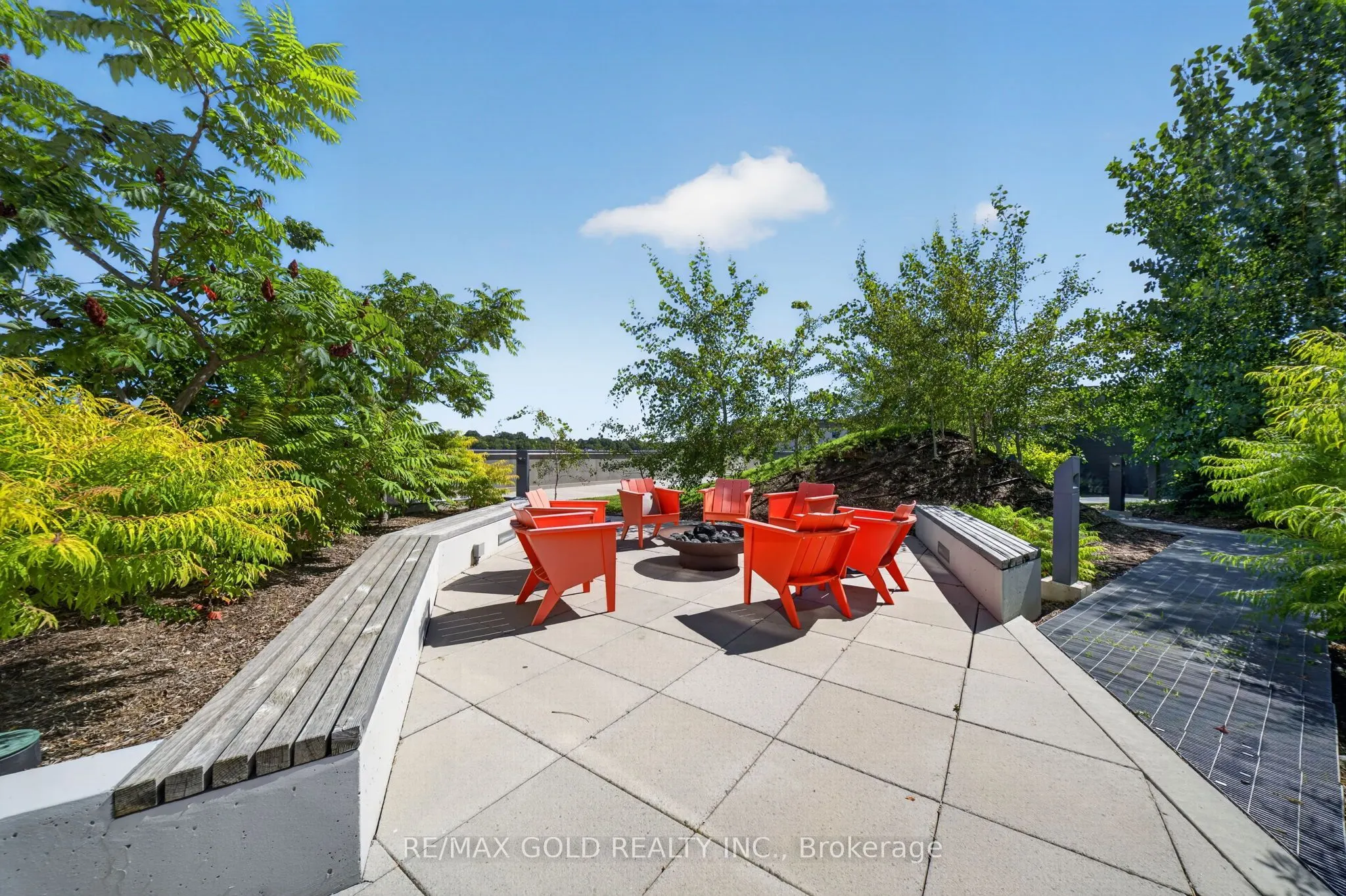 15 Glebe Street #1310