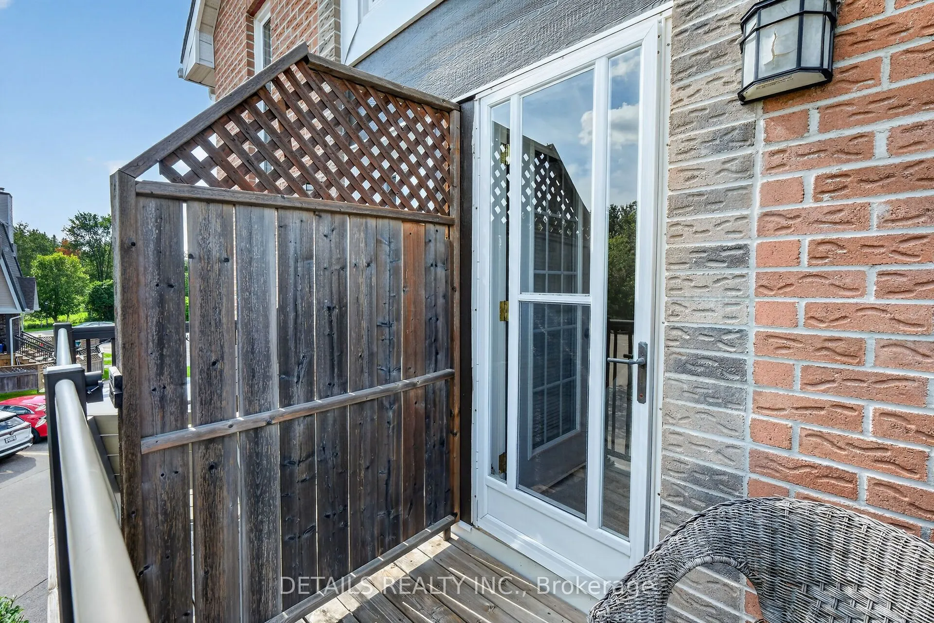 1 Stonebank Crescent #7