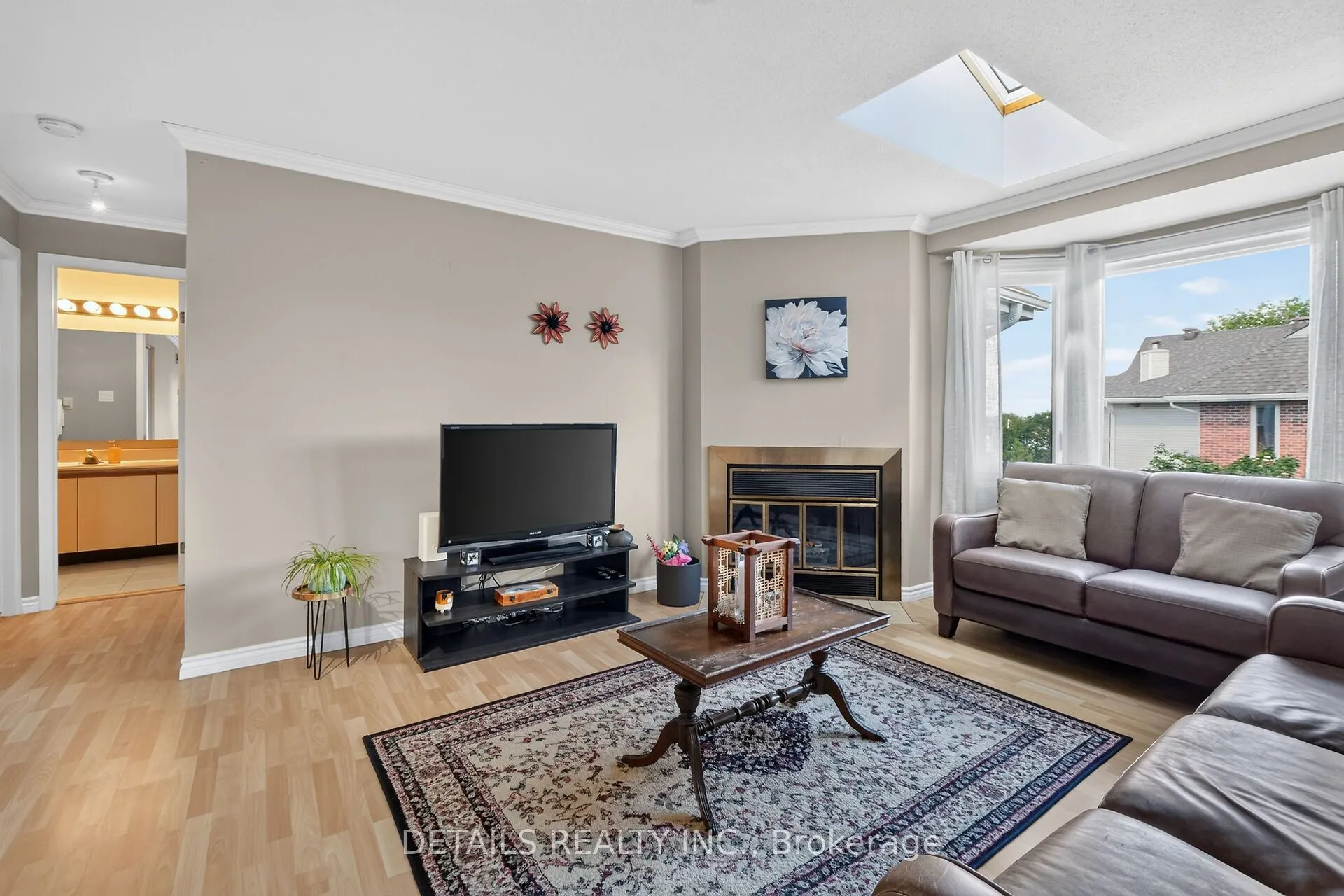 1 Stonebank Crescent #7