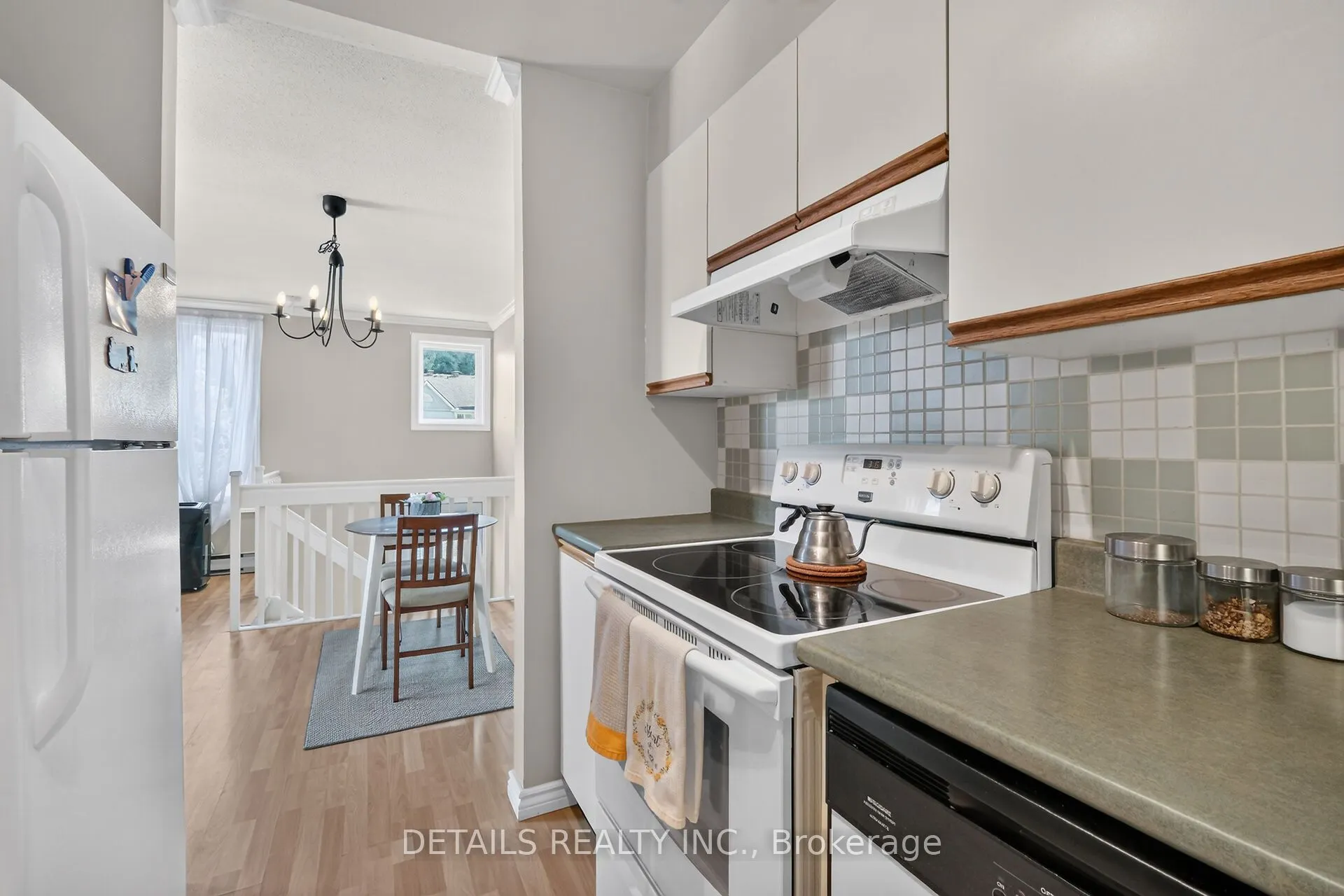 1 Stonebank Crescent #7