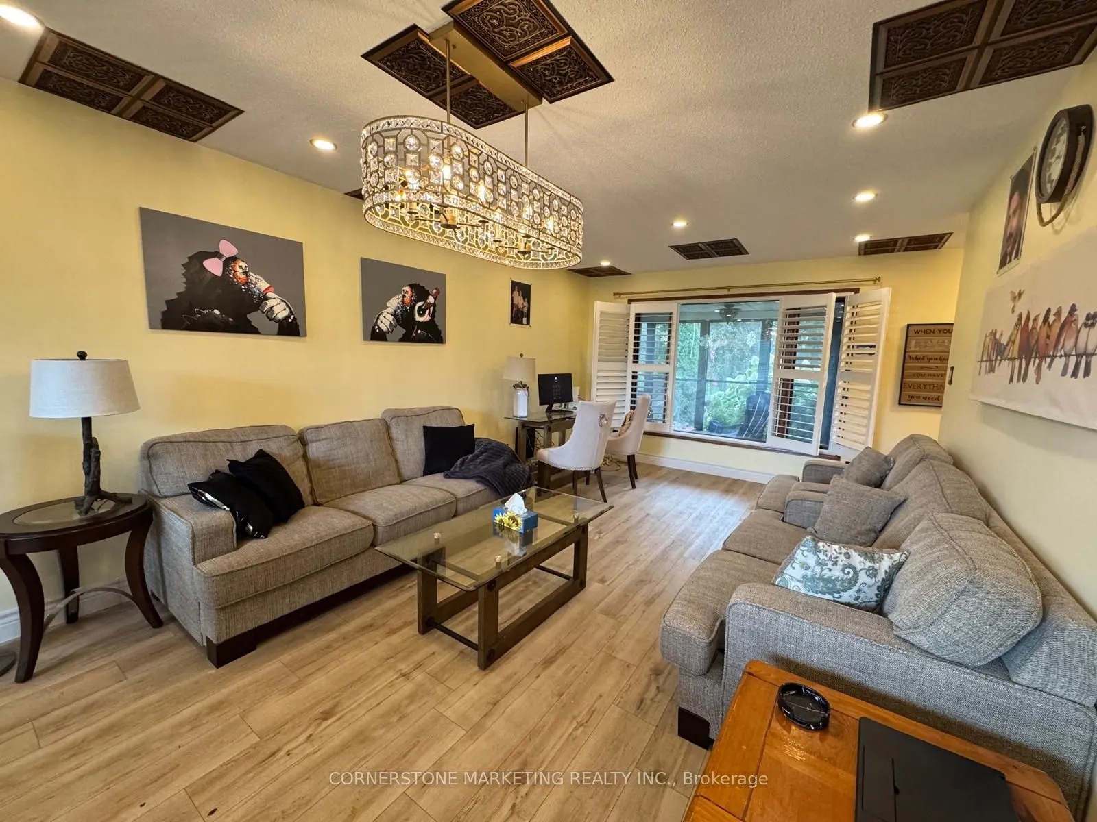 6 Maplewood Drive