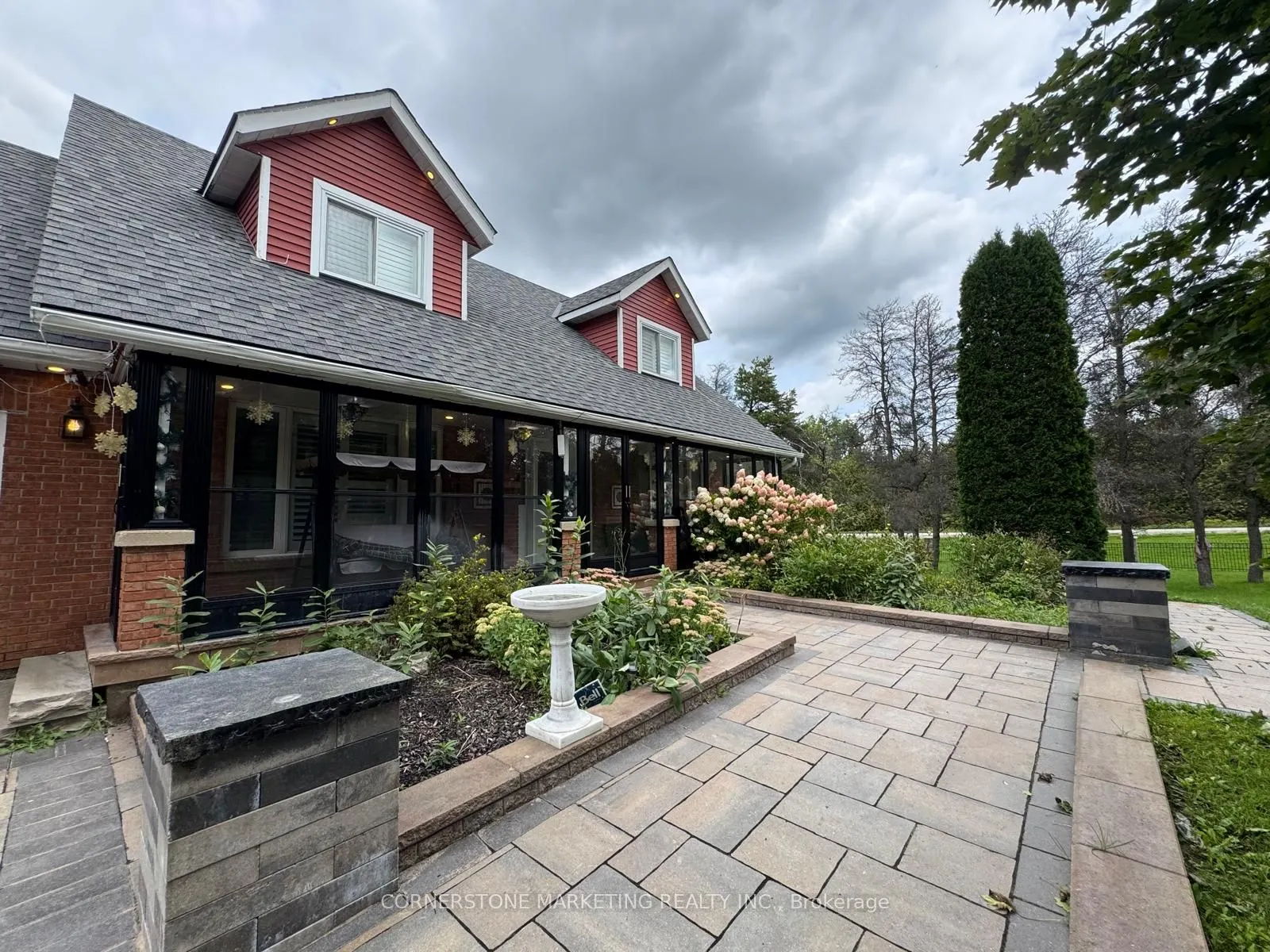 6 Maplewood Drive