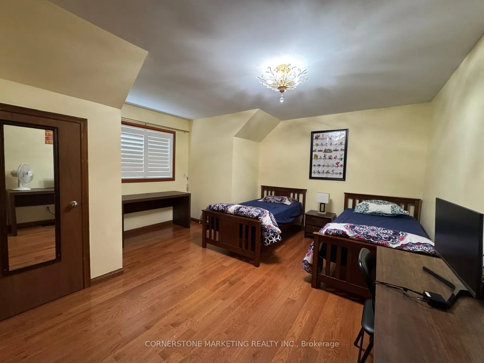 6 Maplewood Drive