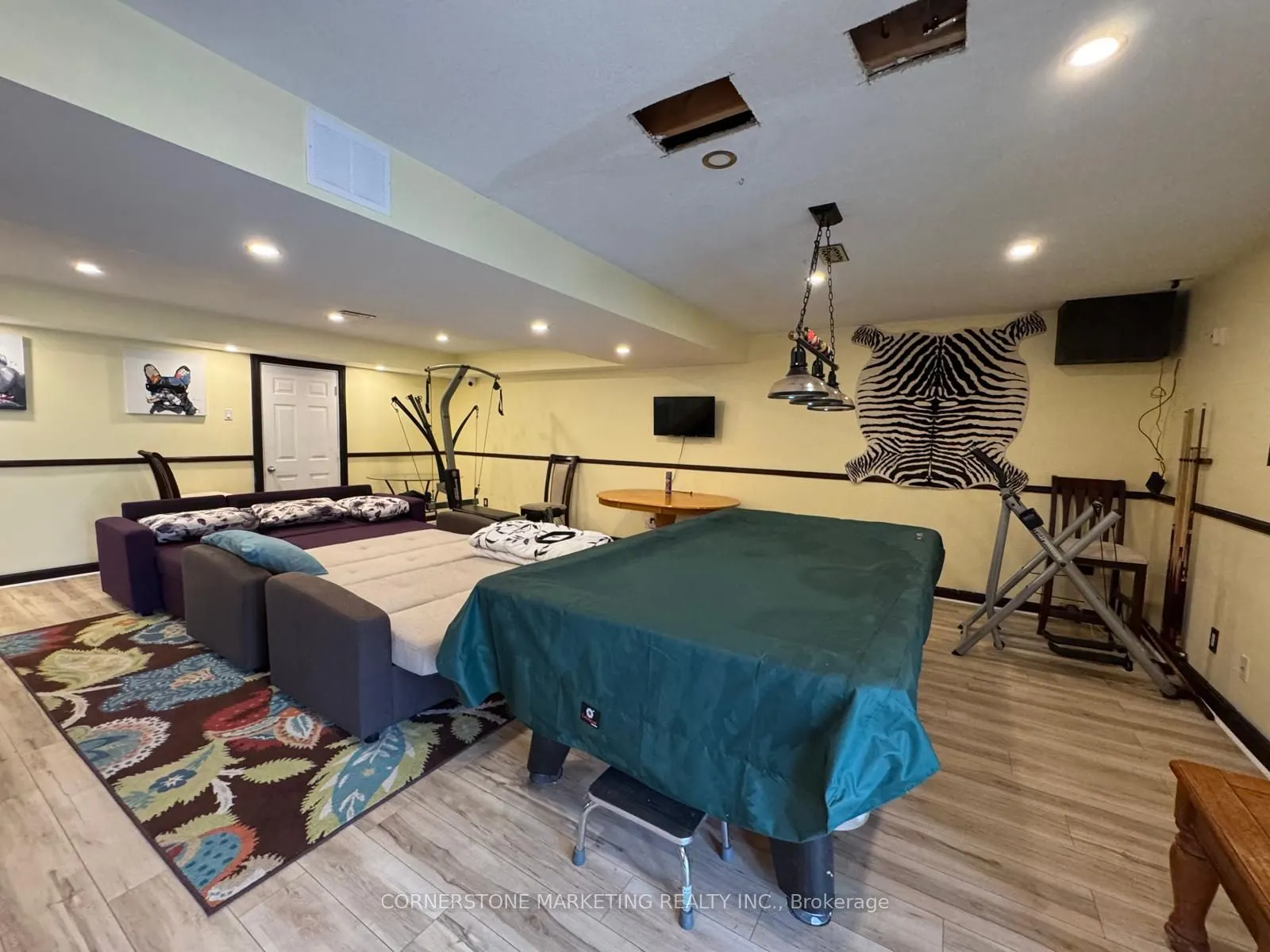 6 Maplewood Drive