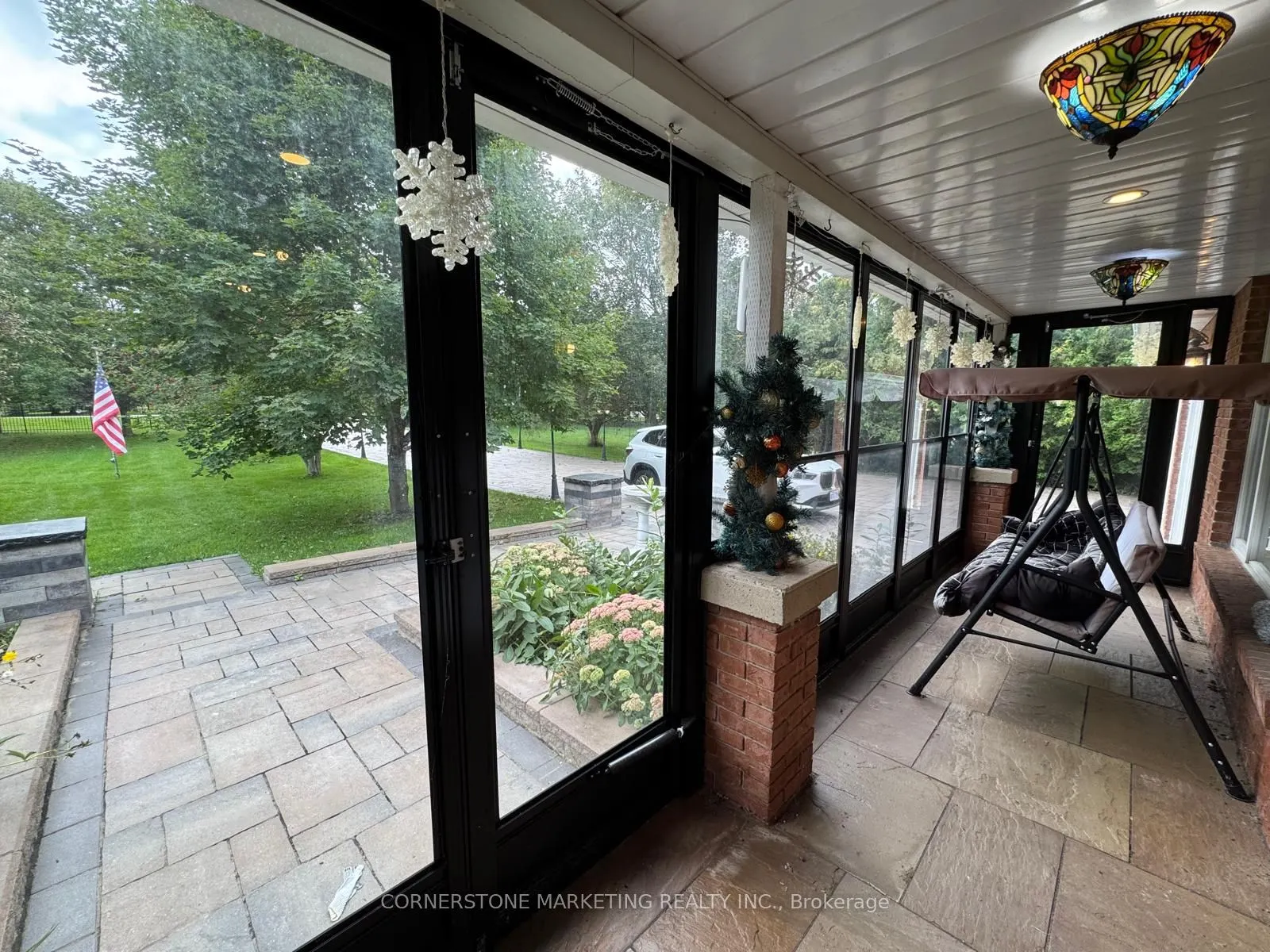 6 Maplewood Drive