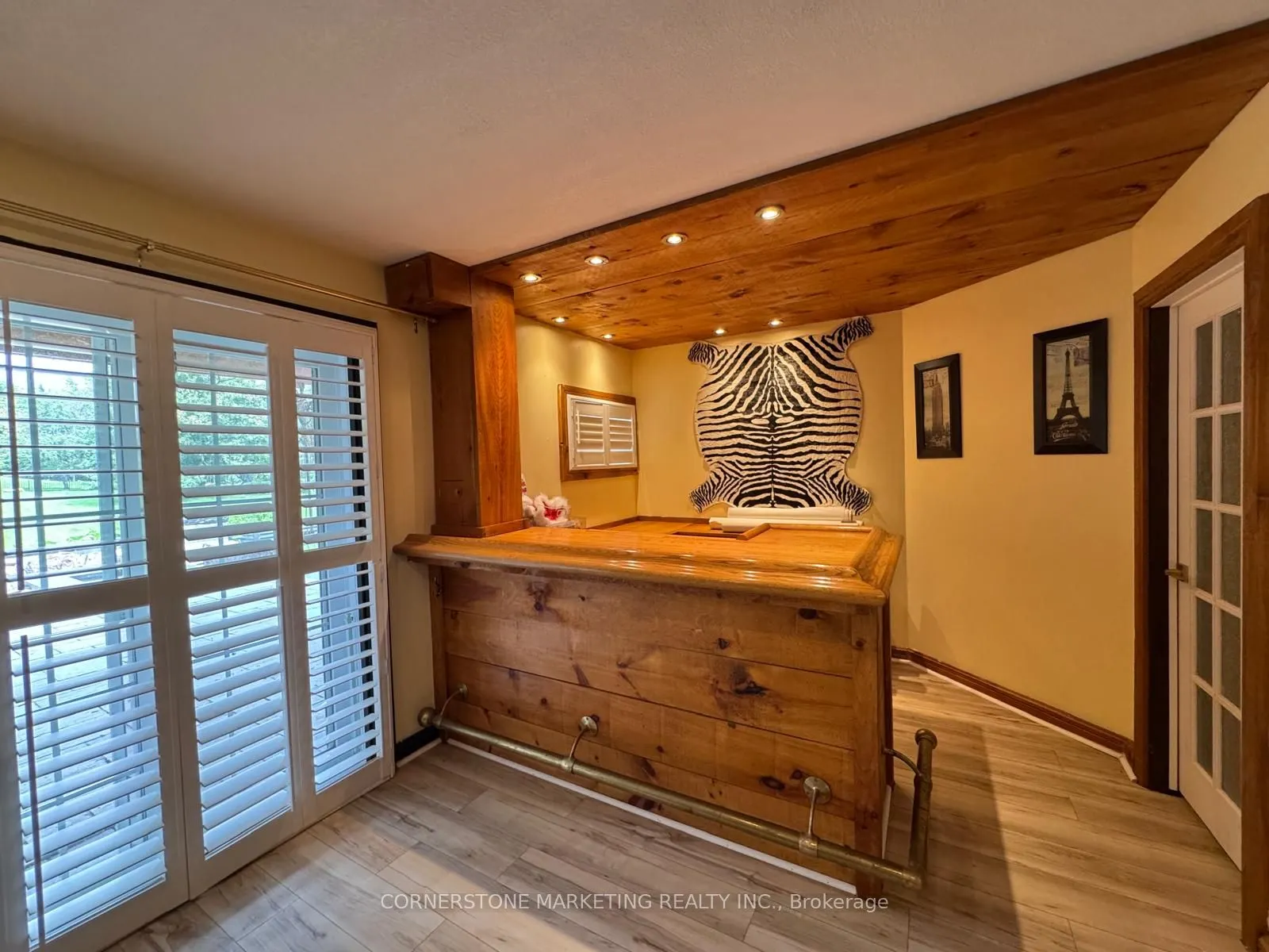 6 Maplewood Drive