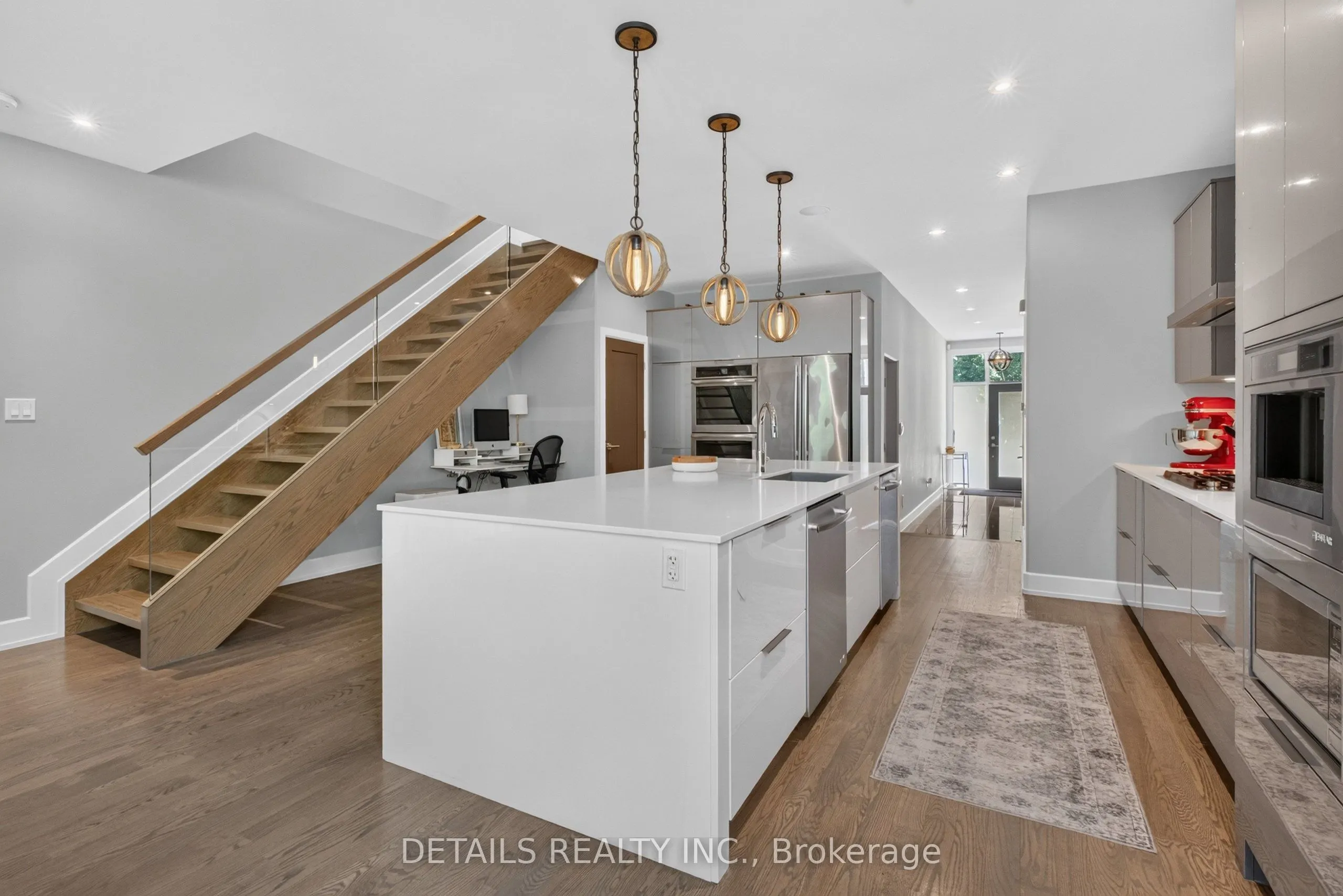 296 Kirchoffer Avenue