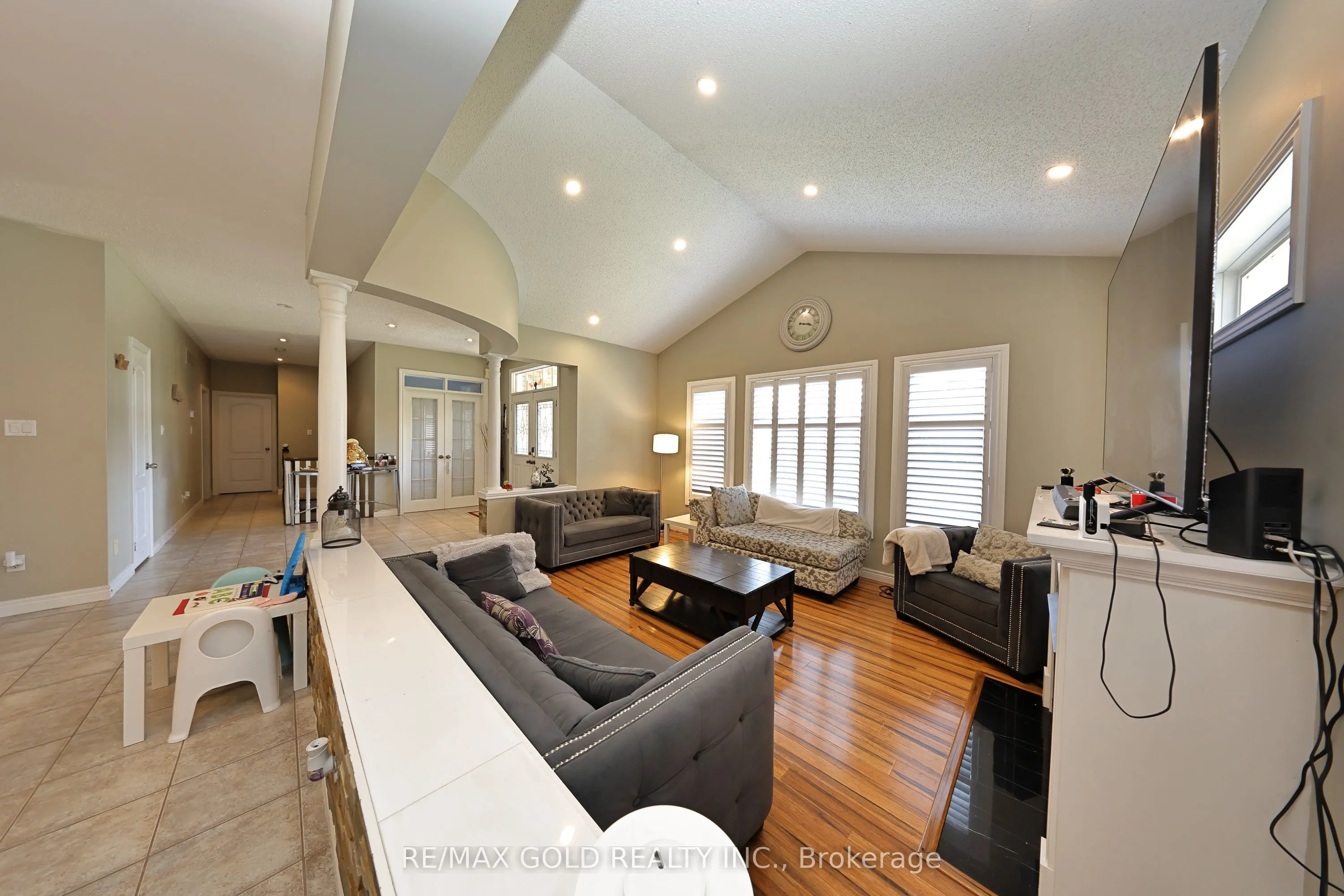 117 Delarmbro Drive
