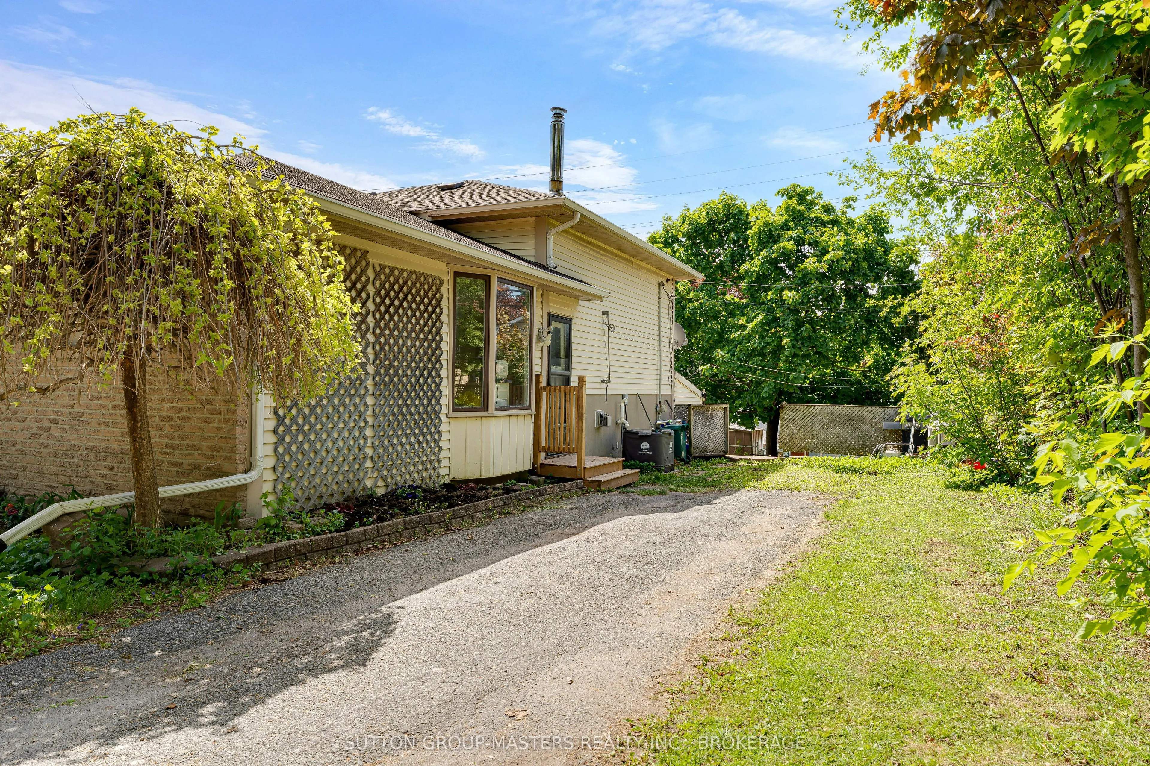 150 Dauphin Avenue