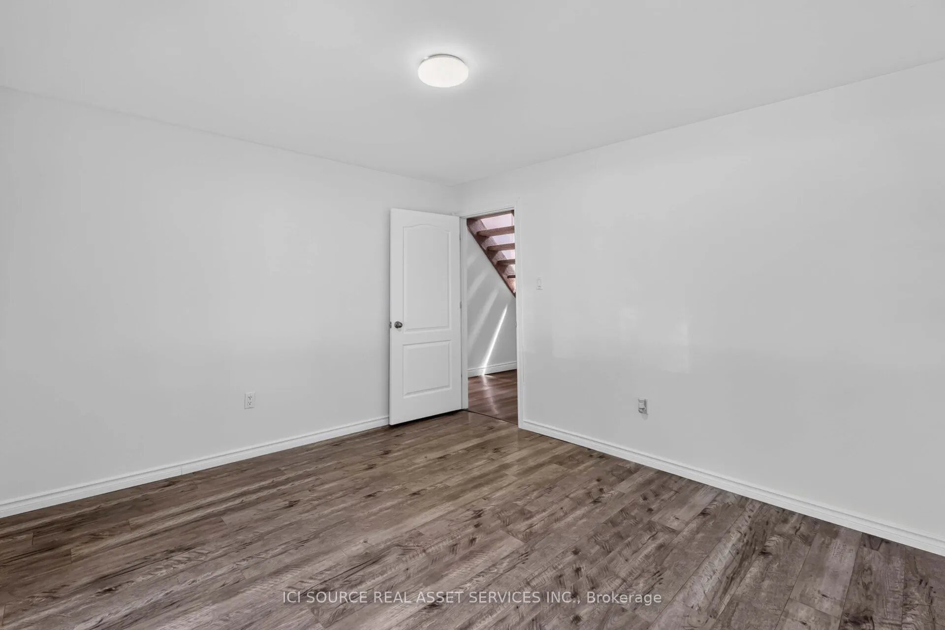 4284 Fly Road