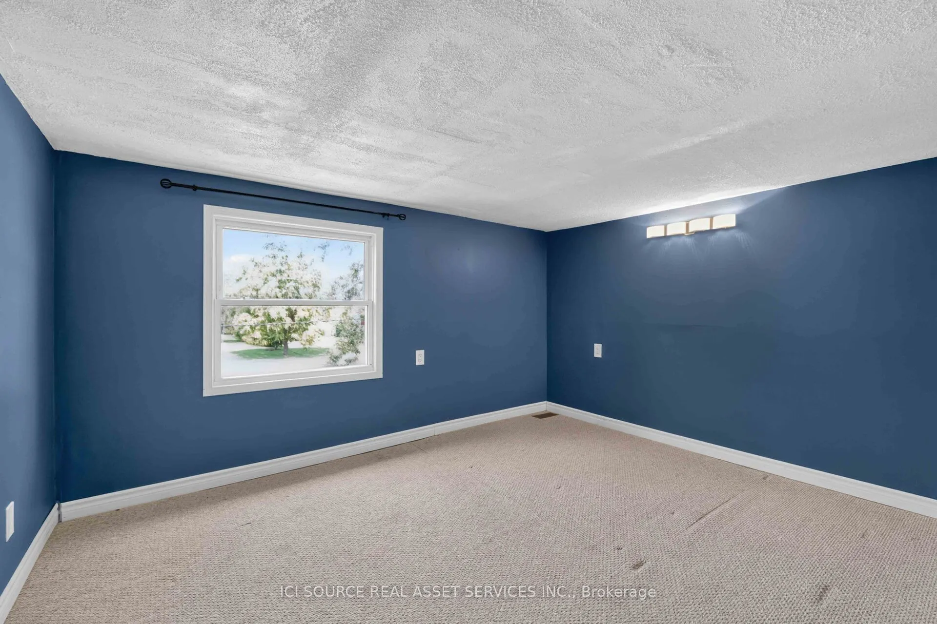 4284 Fly Road