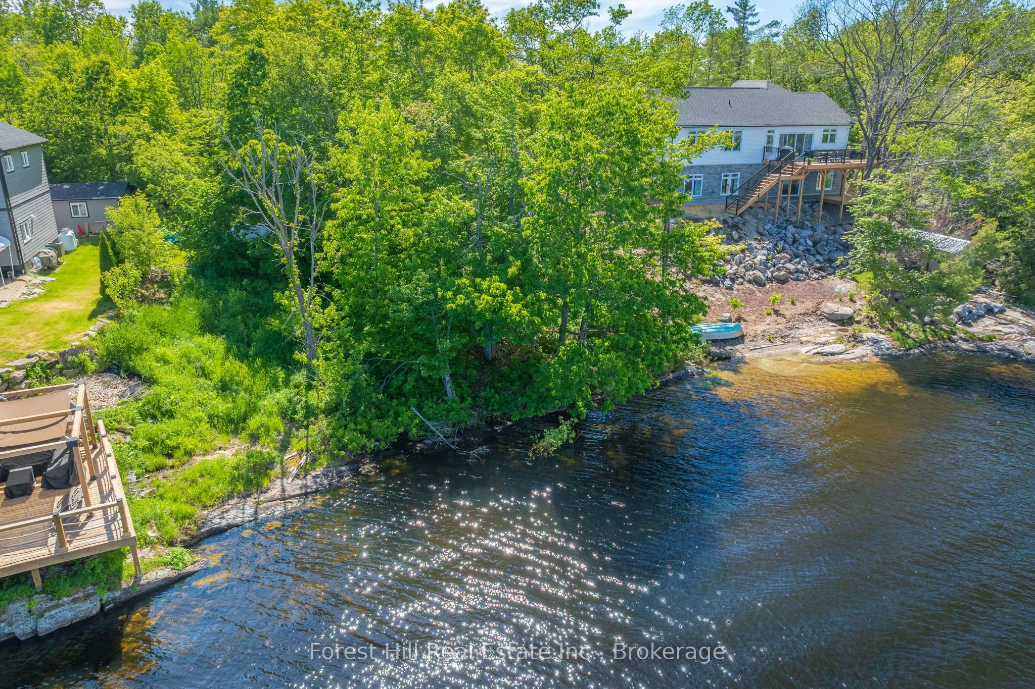 18 Hawkins Point Road