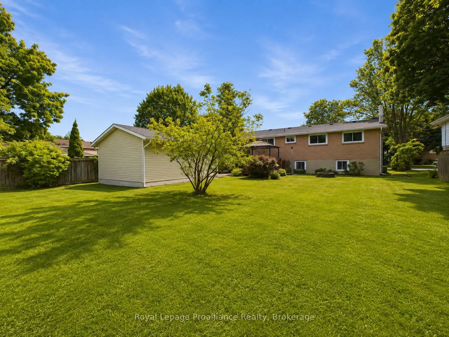 32 Glen Road