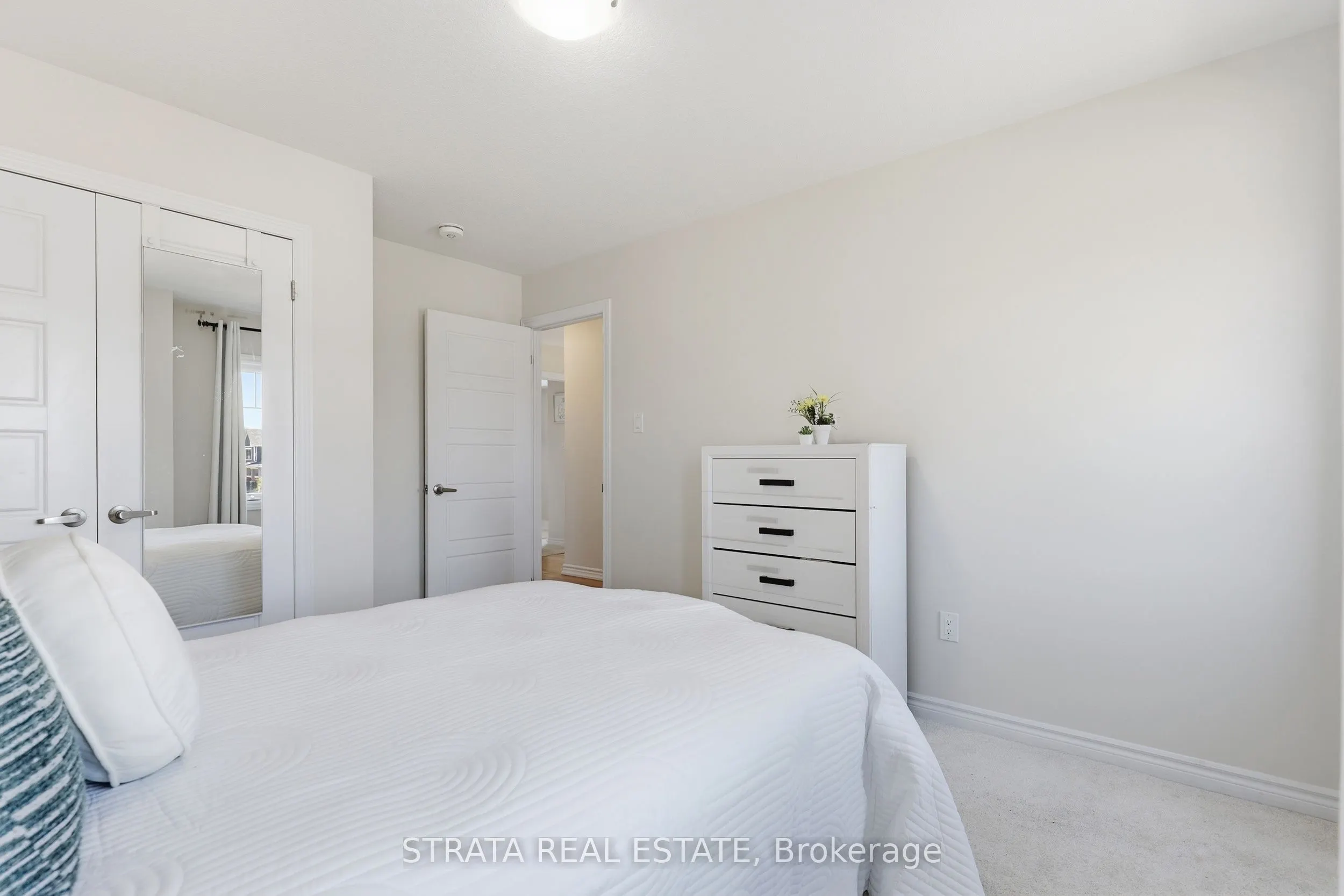 182 Explorer Way