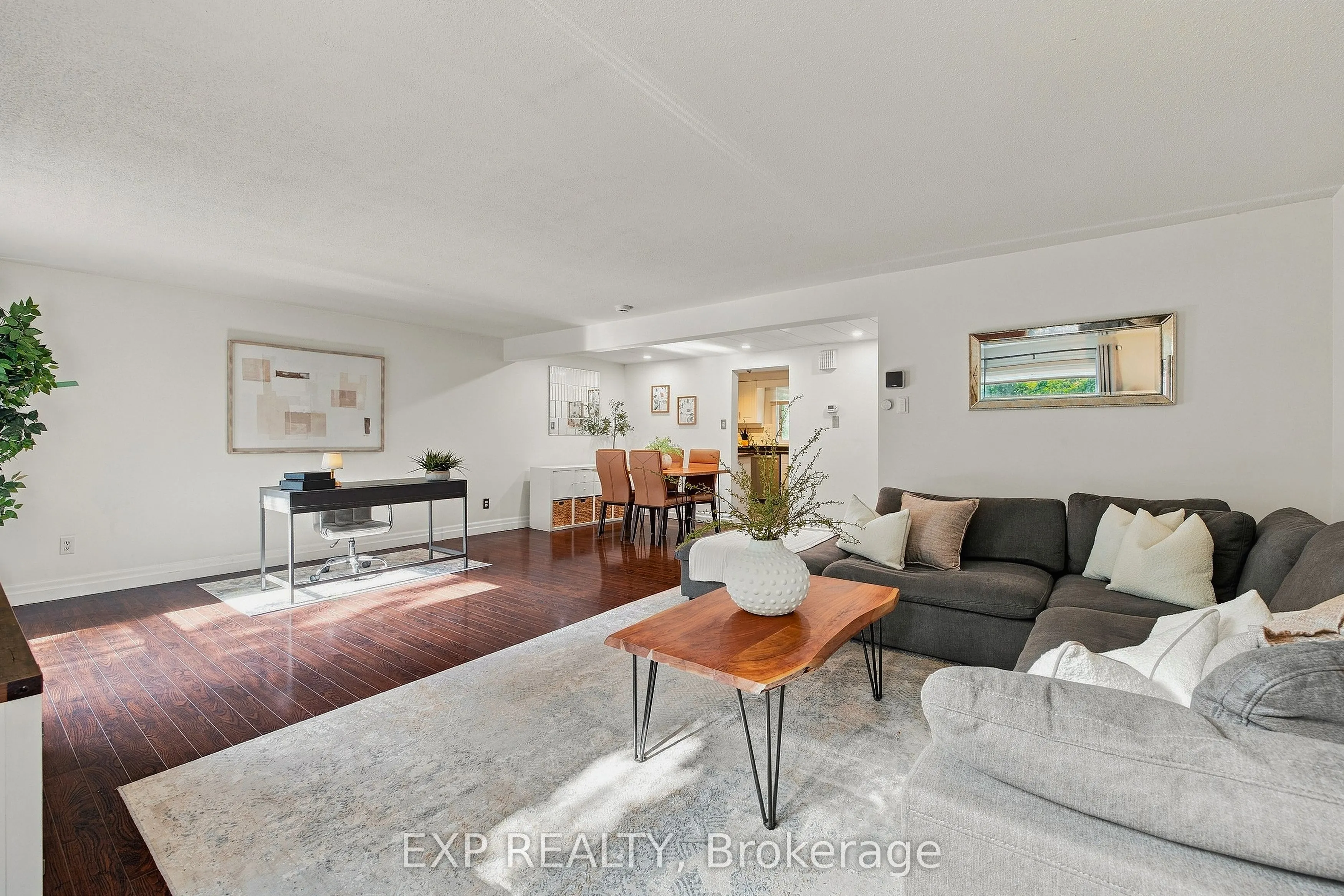 220 Salisbury Avenue #13