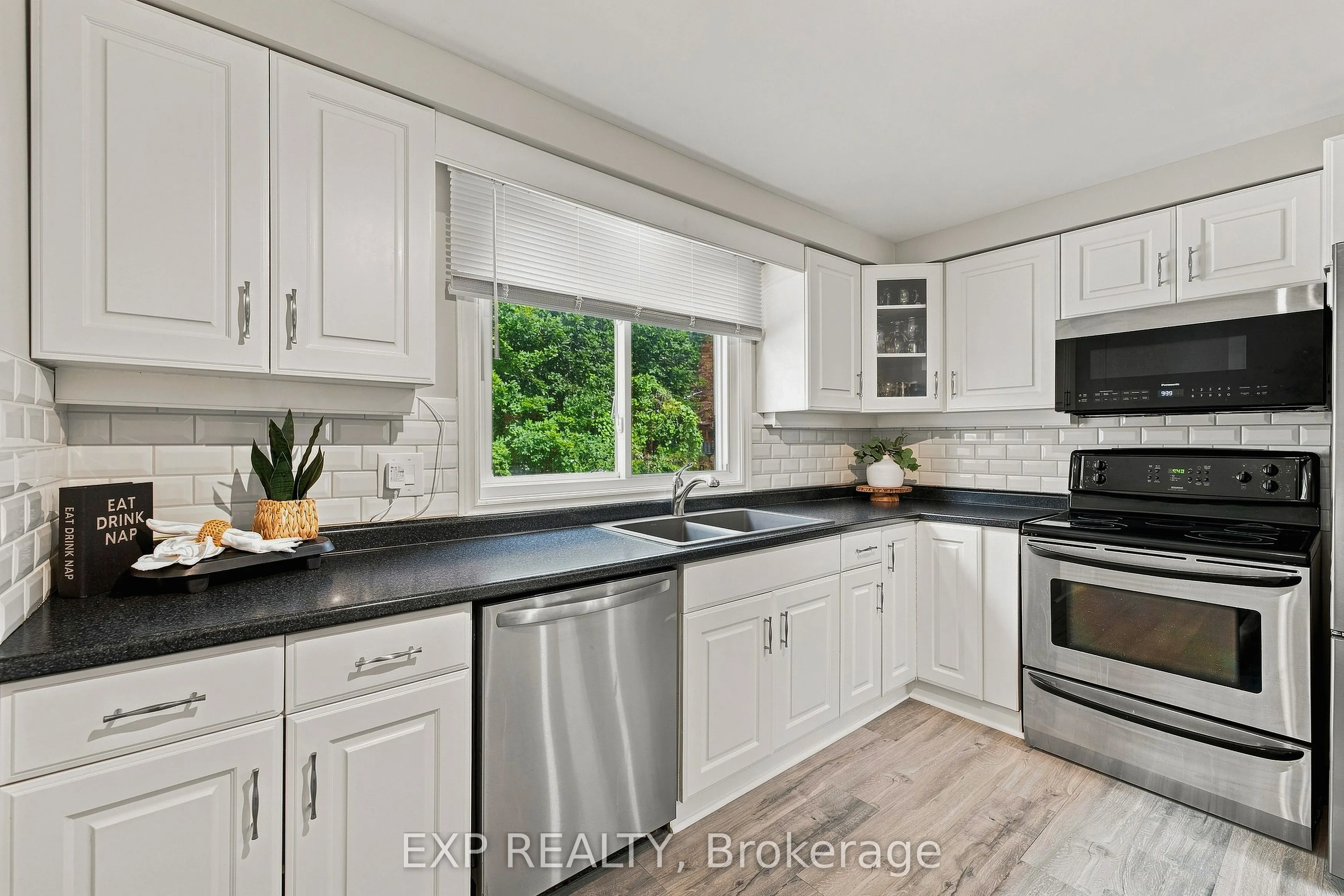 220 Salisbury Avenue #13