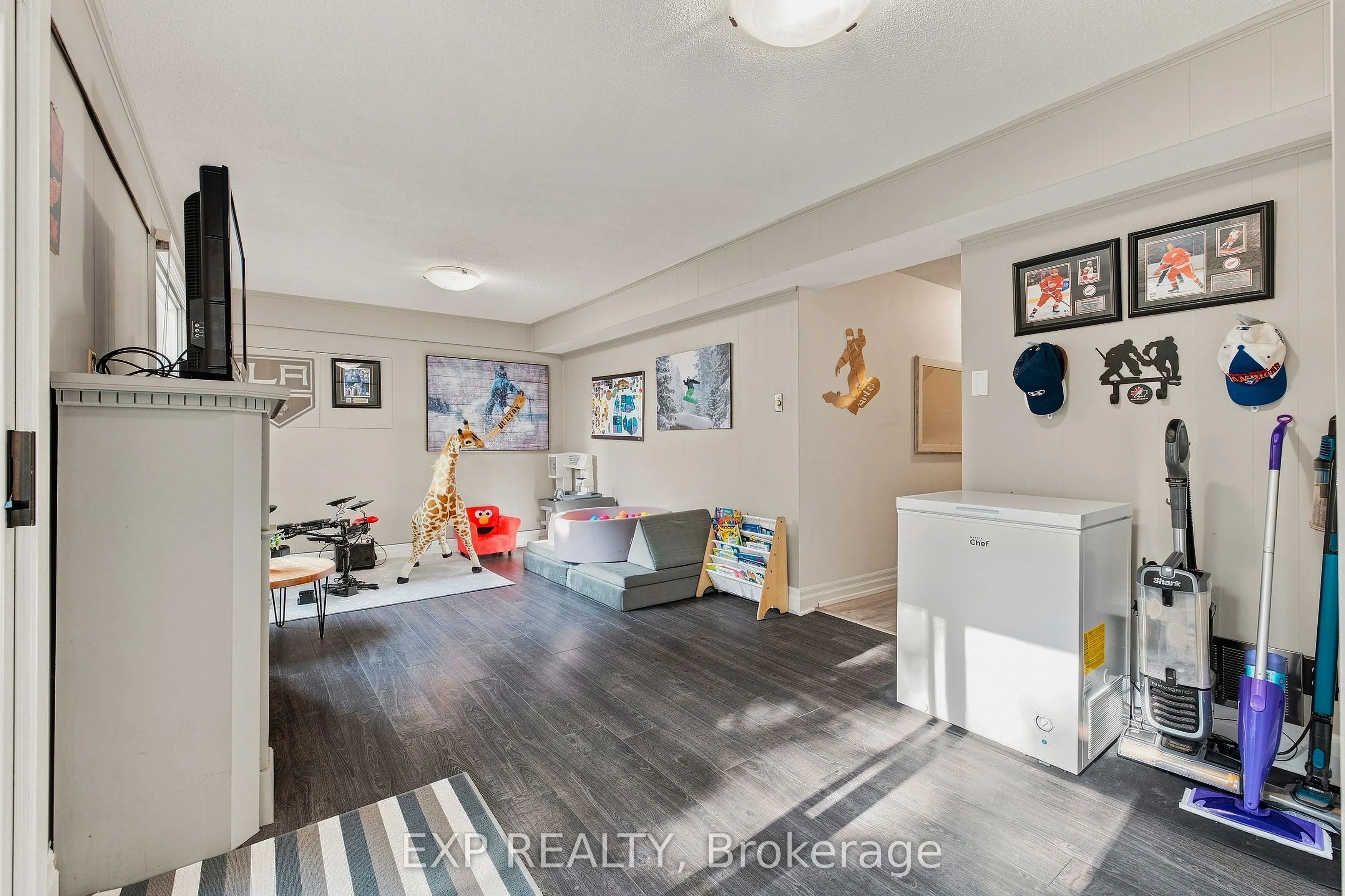 220 Salisbury Avenue #13