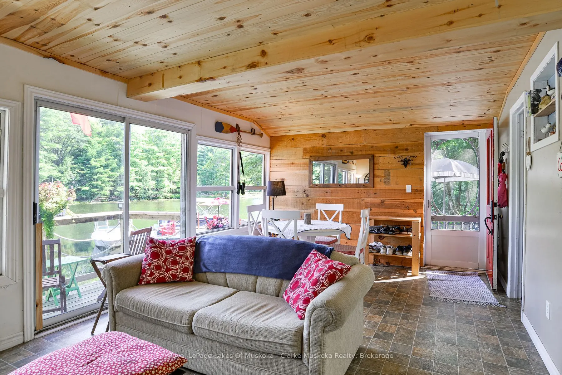 38 Island 130 Severn River