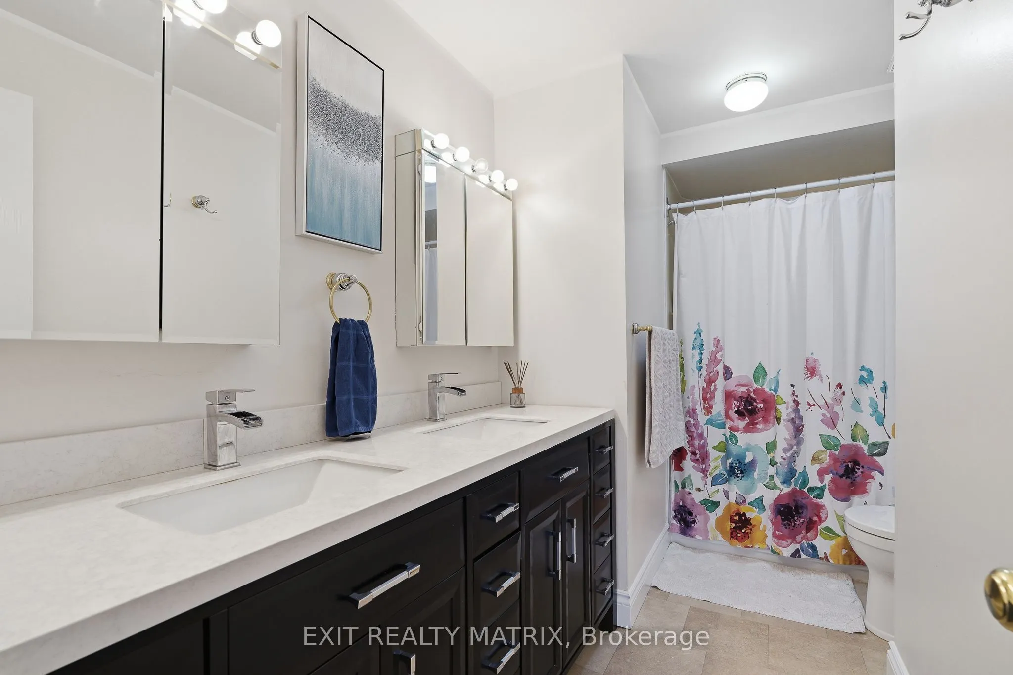 270 Fernleaf Crescent