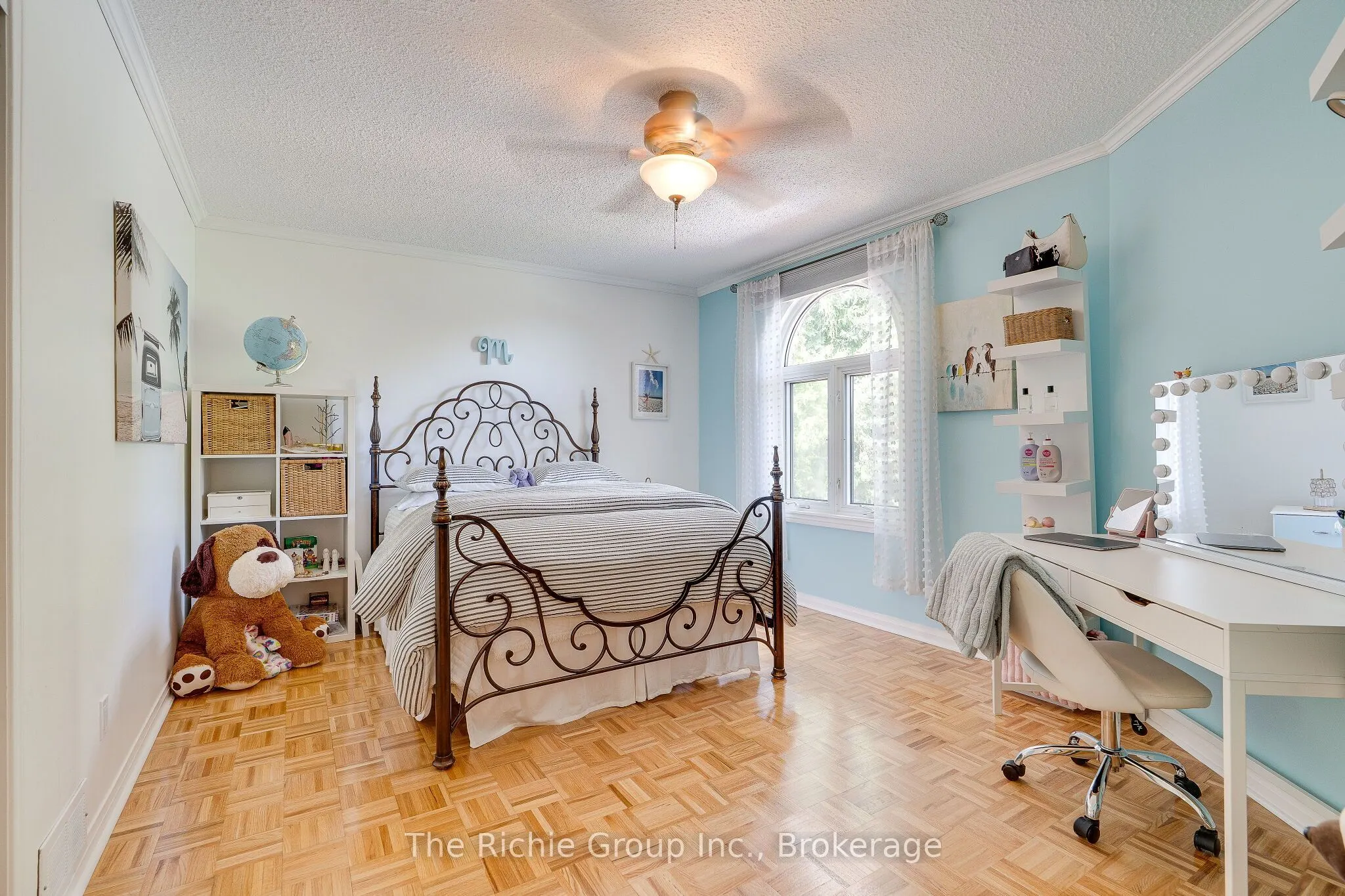 994030 Mono Adjala Town Line