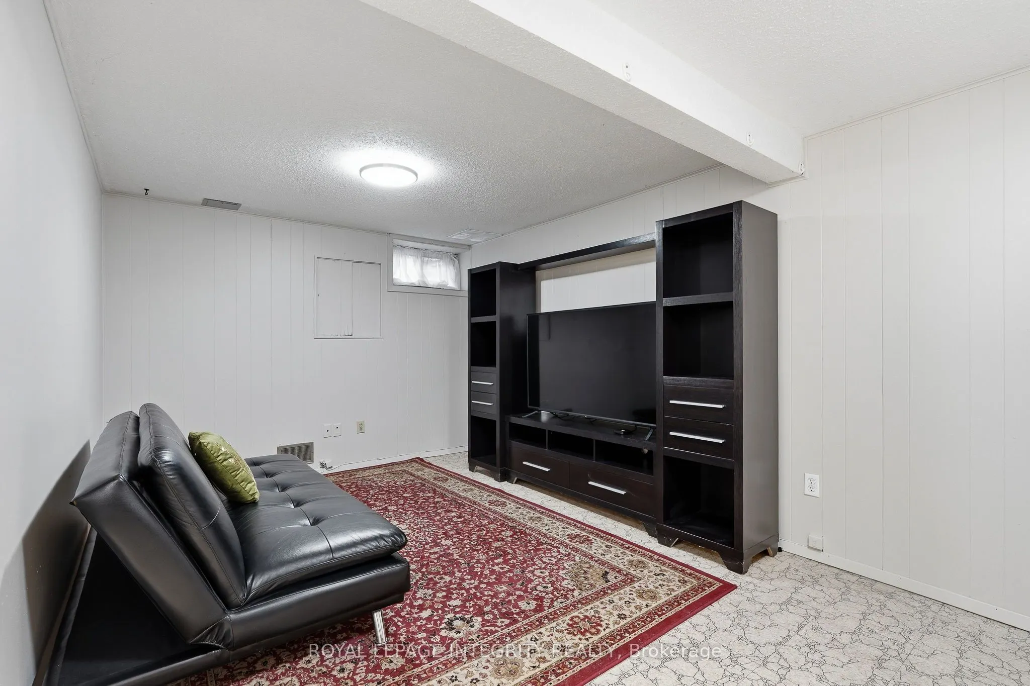 890 Cahill Drive W #4
